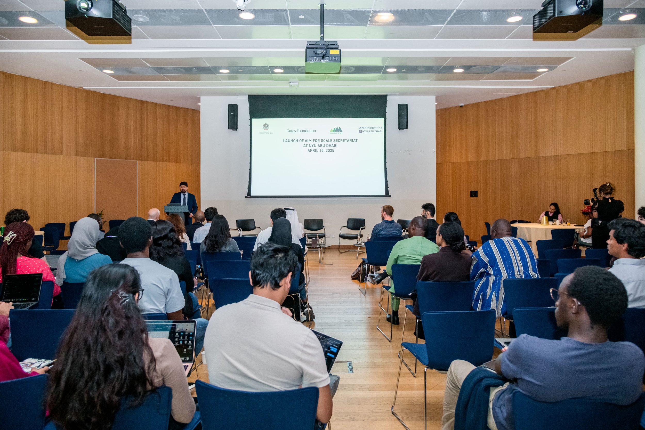 ELE_NYUAD_AI&Blockchain_Day 2-202.jpg