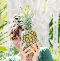 kristin.jungle.tub.pineapple.one.eye.jpeg