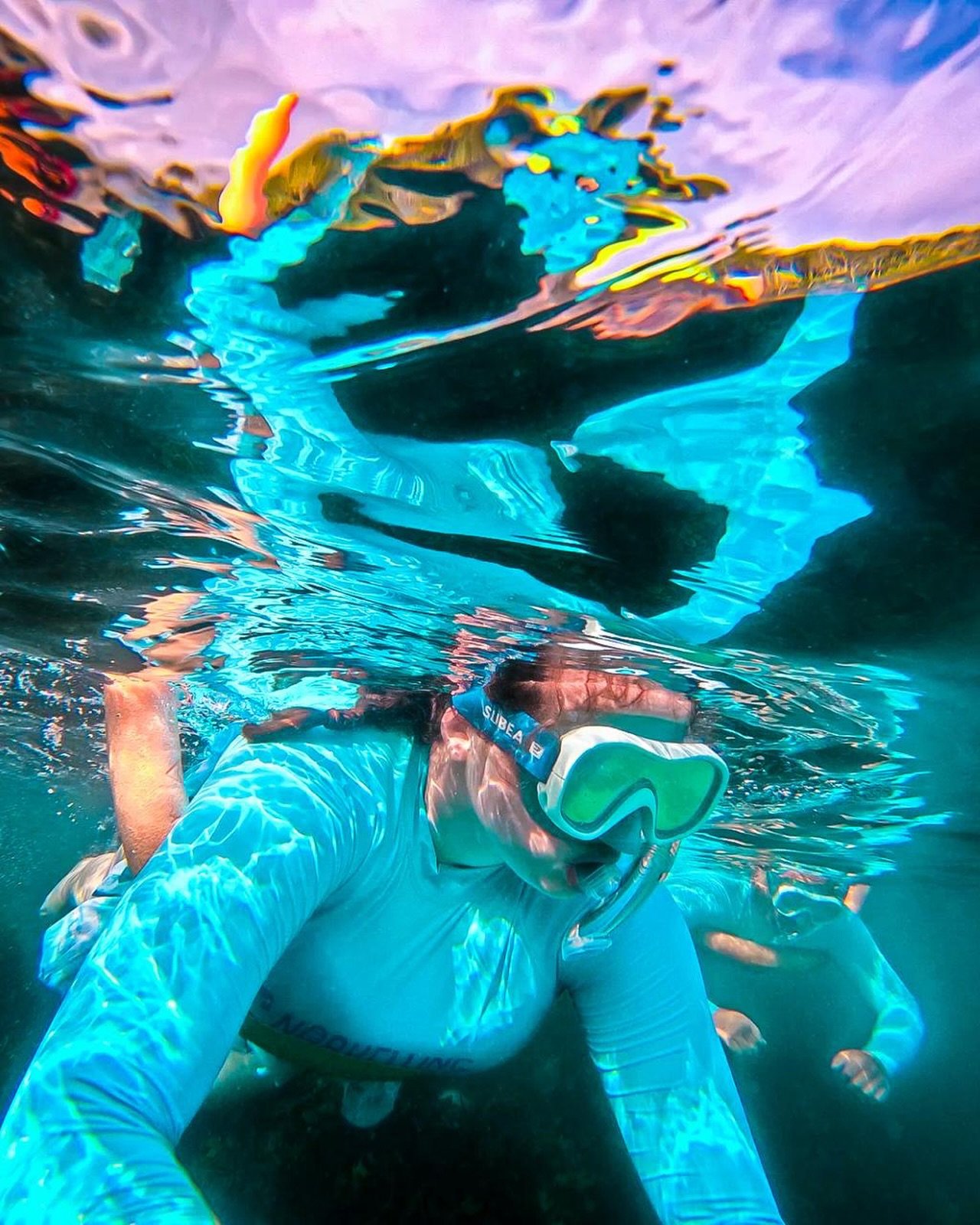 Floating above a world full of life. 🐠 At Shelly Beach, every snorkelling experience is a chance to connect with nature, explore local marine life and discover the magic of Australia&rsquo;s coastline.

#snorkellingshellybeach #hellomanly #feelnewsy