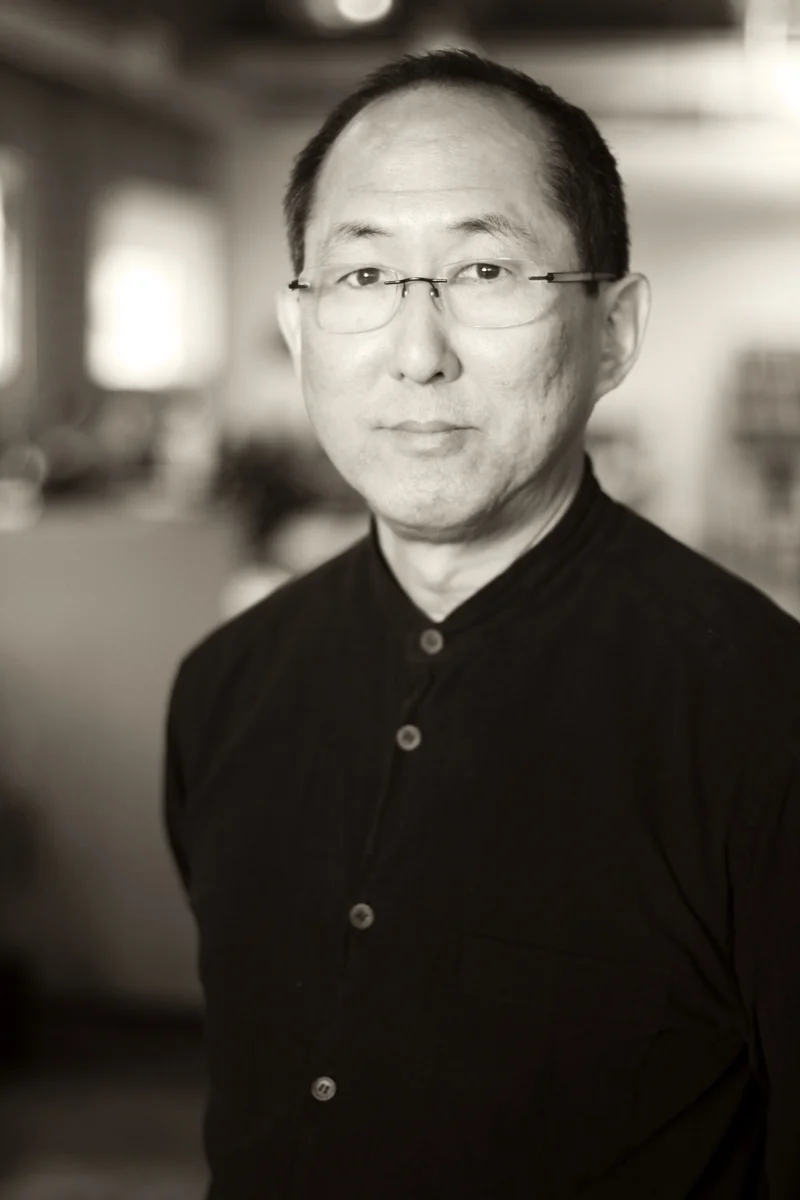 MixPortrait-8b_small.jpg