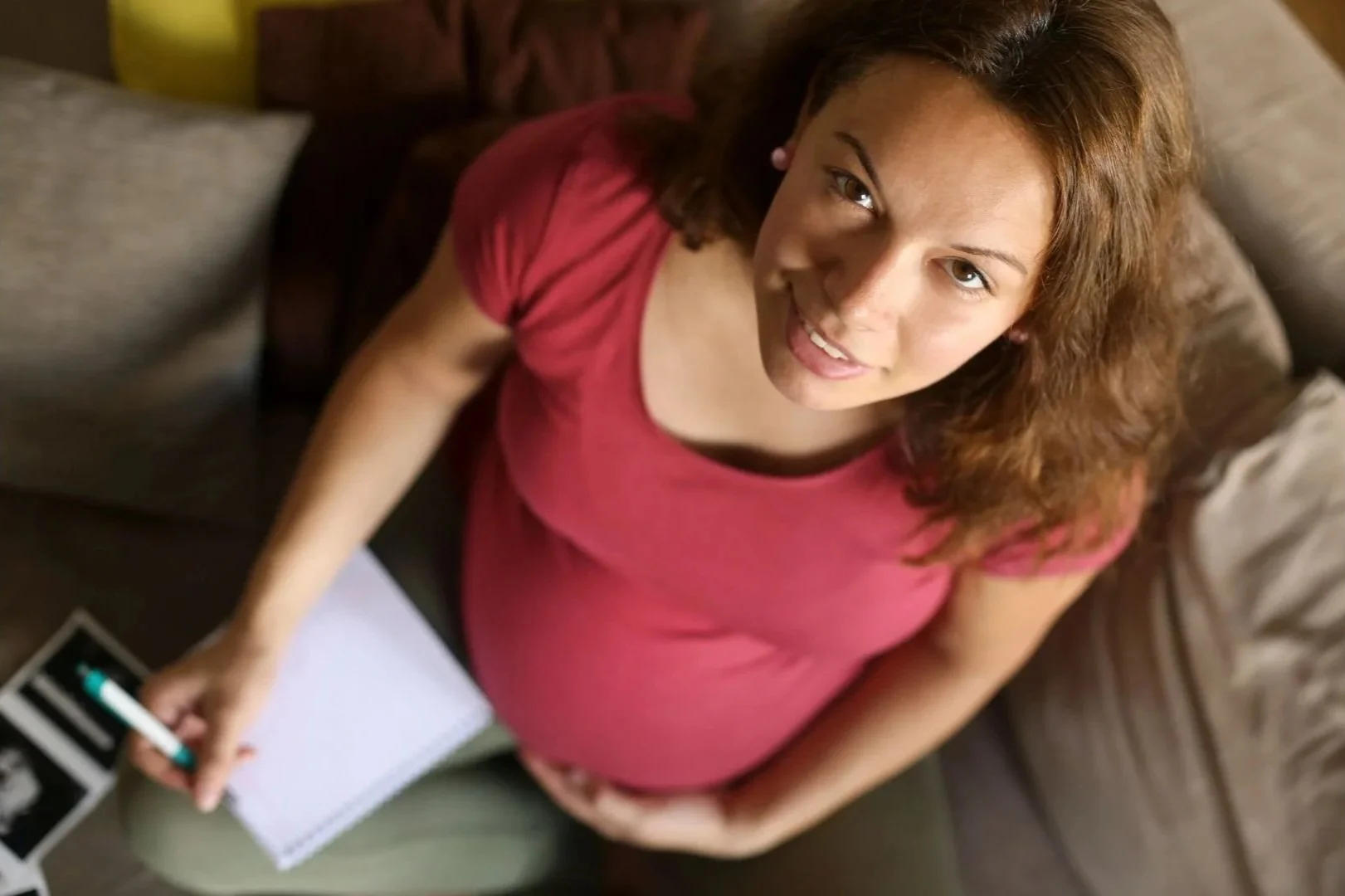 pregnant, writing a birth plan