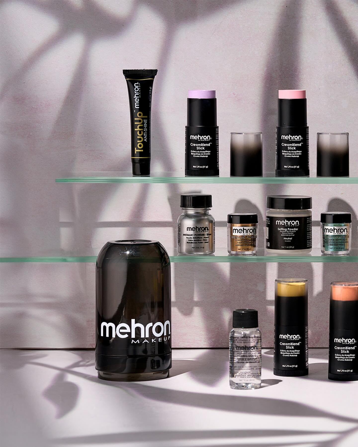 With this warm spring weather in New York, I want to share one of the collaborations that I'm working on currently! 
The incredible history of Mehron's makeup started in 1927 as a small-scale specialty cosmetic manufacturer in New York City. I wanted