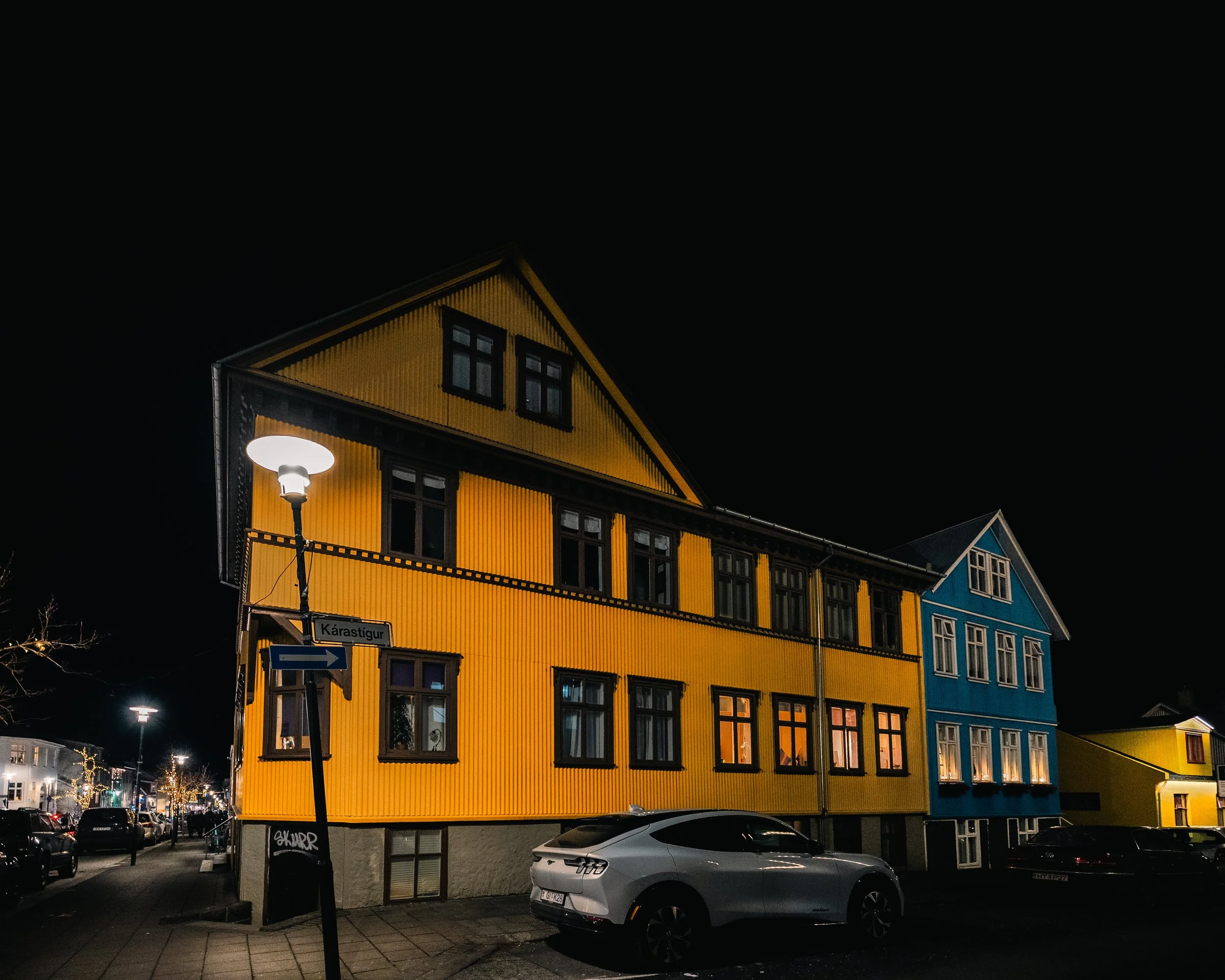Reykjavik 3-2.jpg