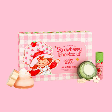 strawberry shortcake lip kit.png