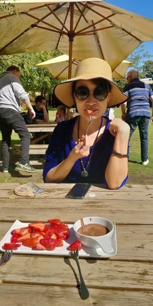 chocolate dip with strawberries wa tours.jpg