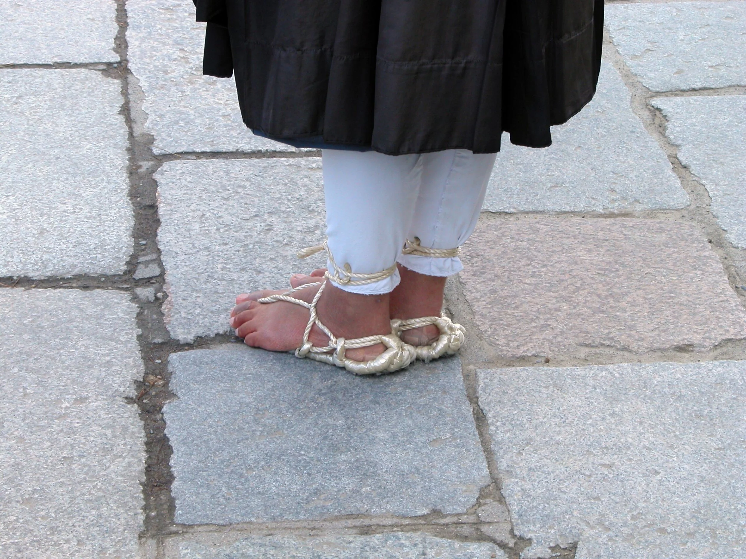 monk sandals running