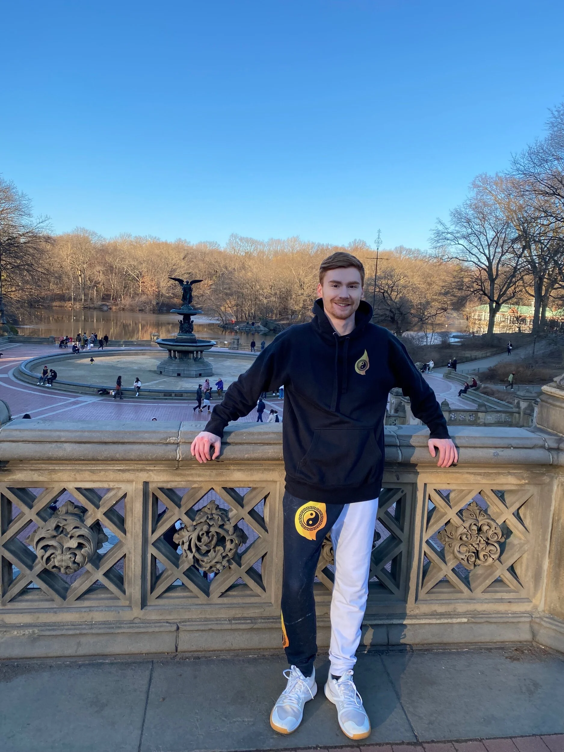 5D20D677-3D20-49E0-BFFF-914F87E03893