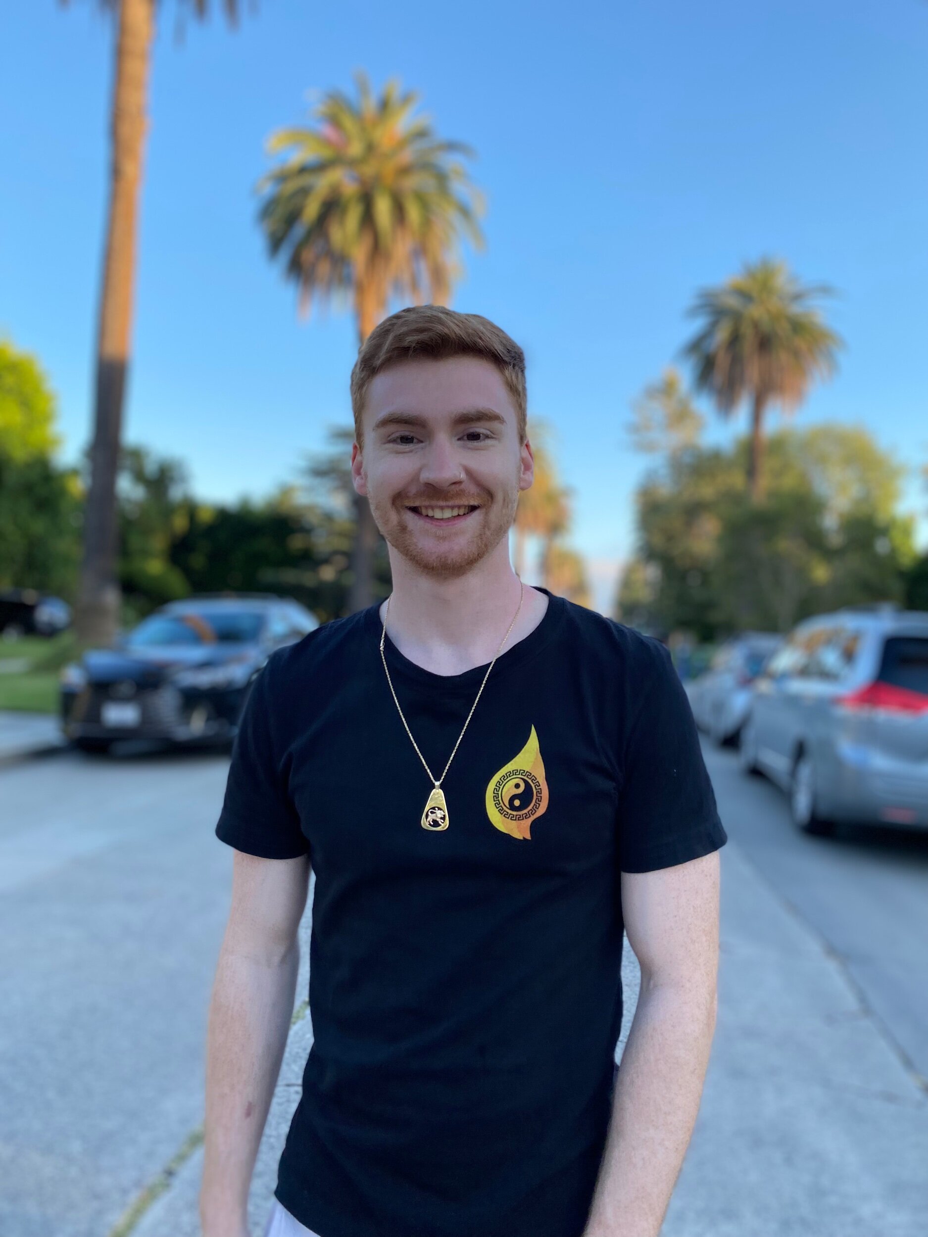 A8125D70-ADC6-404A-A930-40BBF3D2A1CF