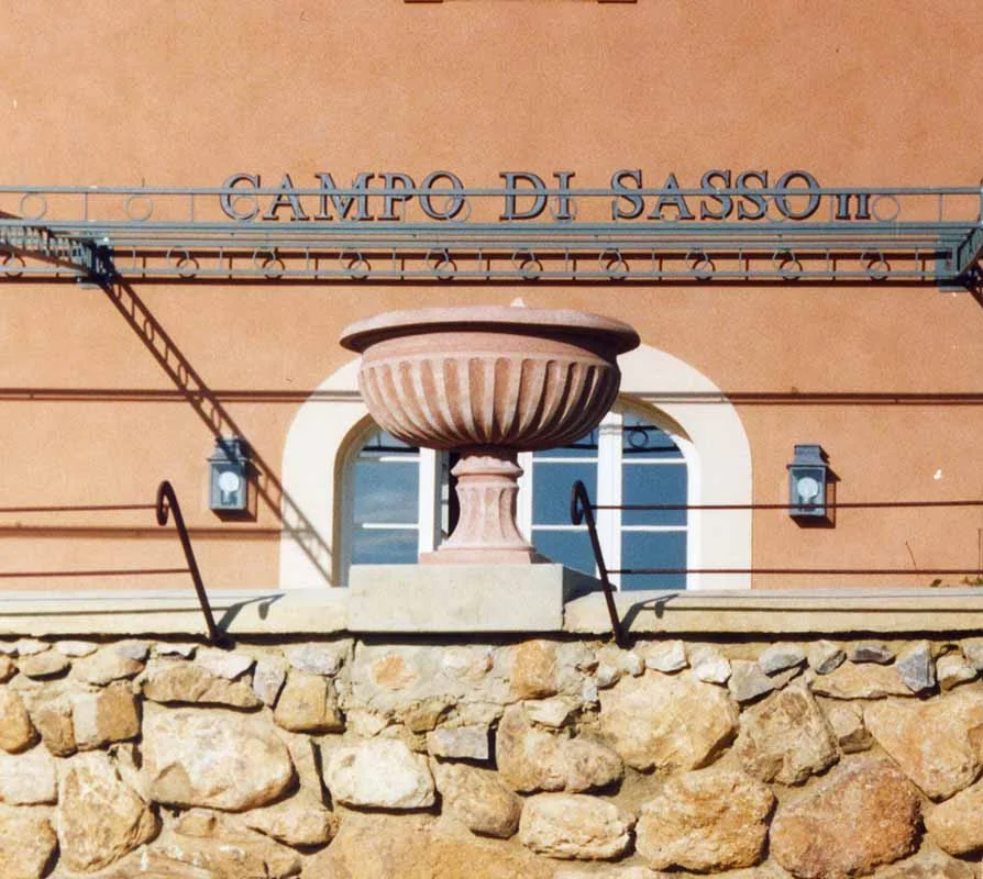 Danile_Cavey_Commission_Tenuta_di_Biserno_POt.jpg