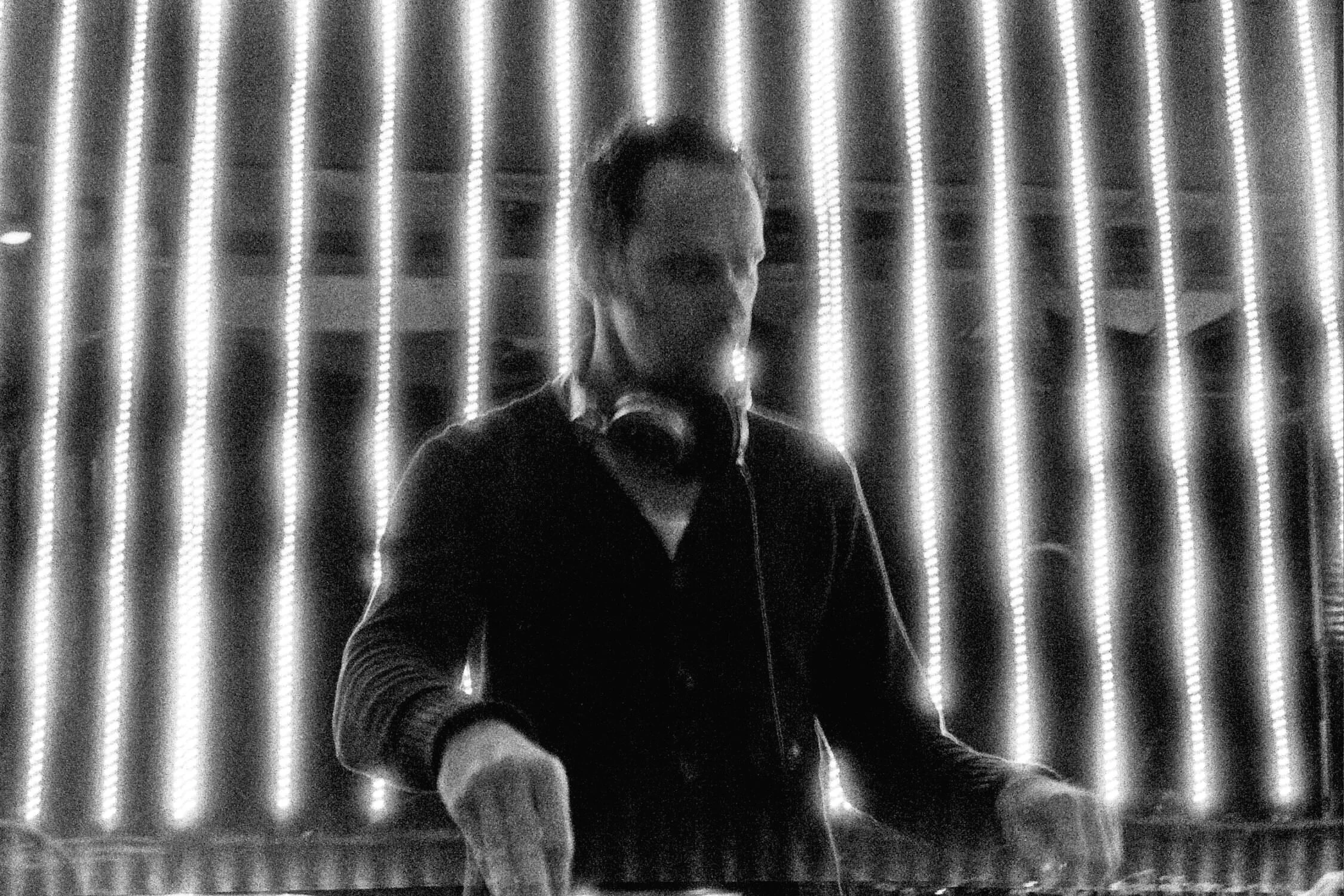 7027-_24_0753 copy.jpg