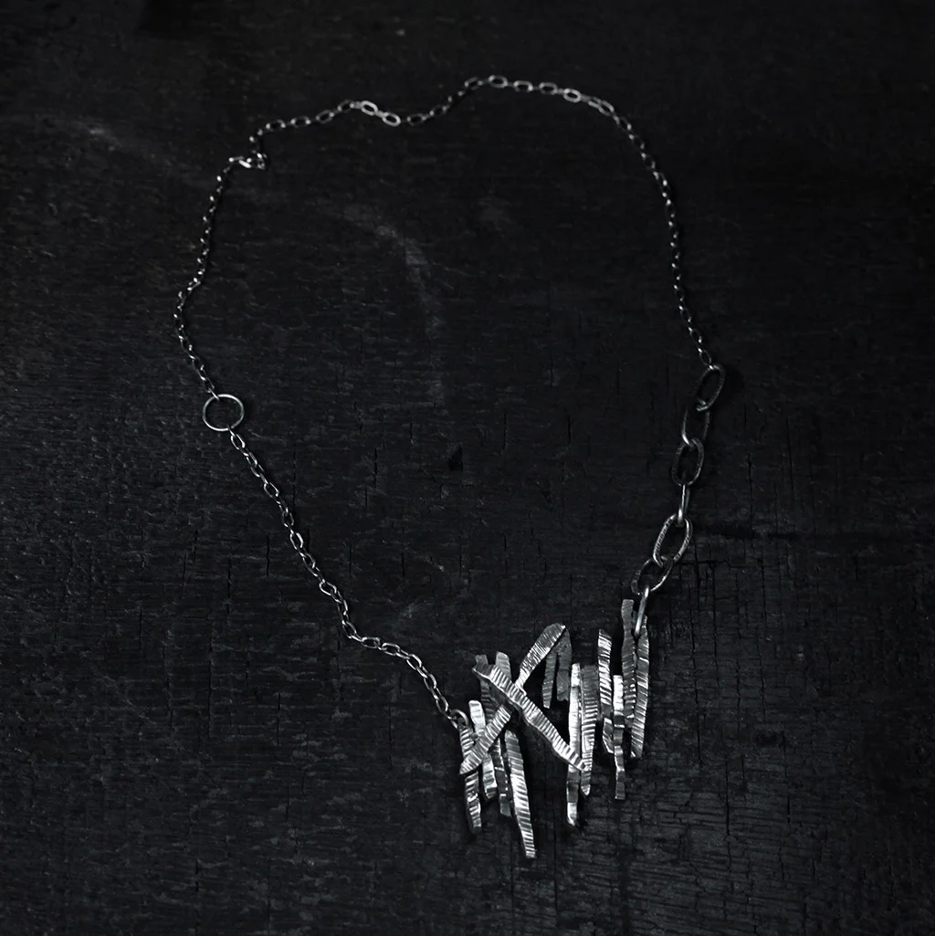 LIGHT NECKLACE 1_BD_BD.jpg
