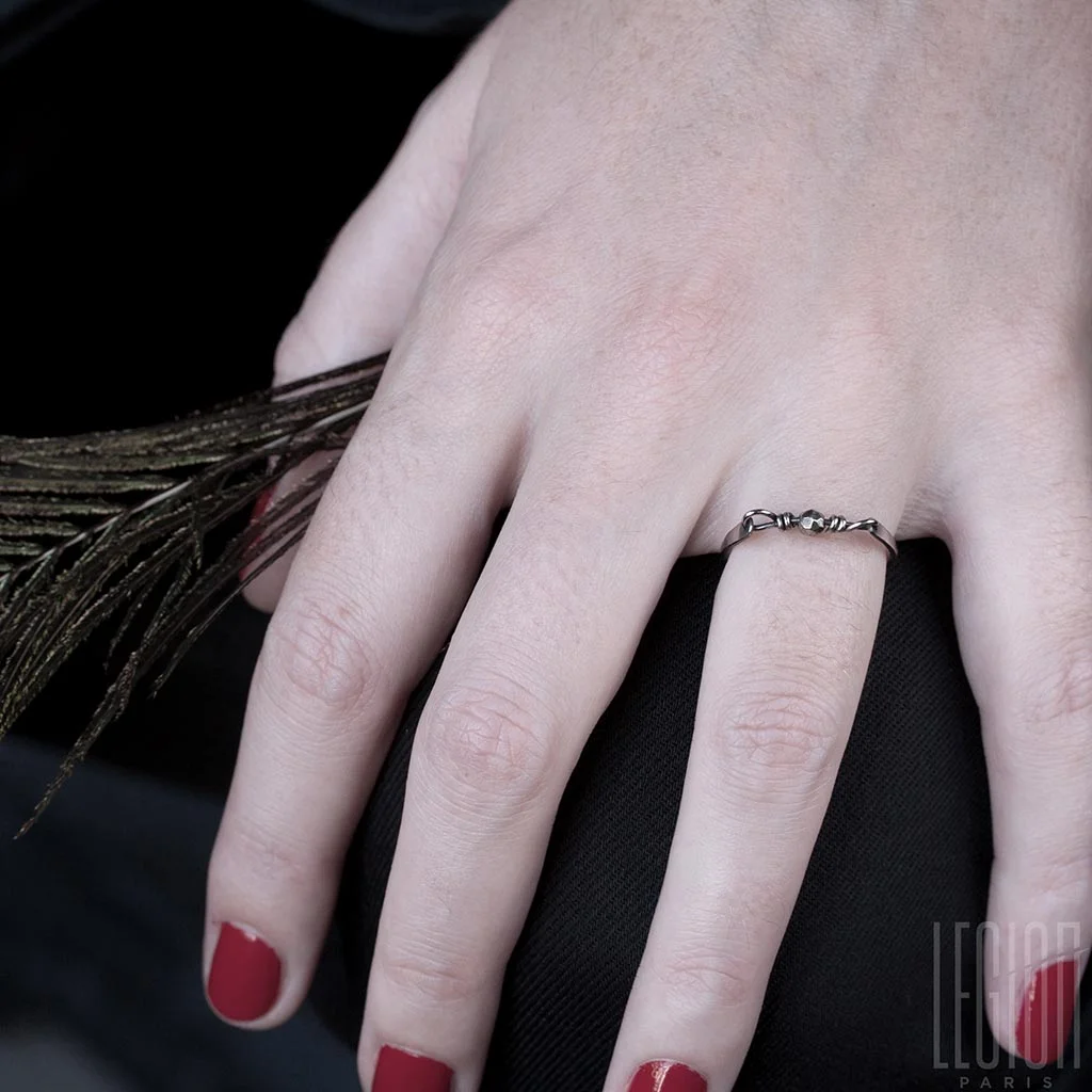 SEASONLESS GOLD RING 1 CHLOE BD.jpg