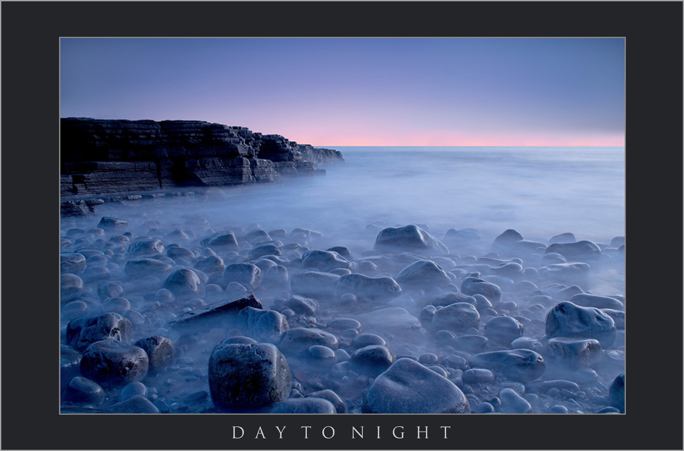 DAY TO NIGHT;LANDSCAPE PHOTOGRAPHY BARRY; IMAGES OF THE KNAP; PEBBLE BEACH; WATCHTOWER BAY; SOUTH WALES LANDSCAPE PHOTOGRAPHY.jpg