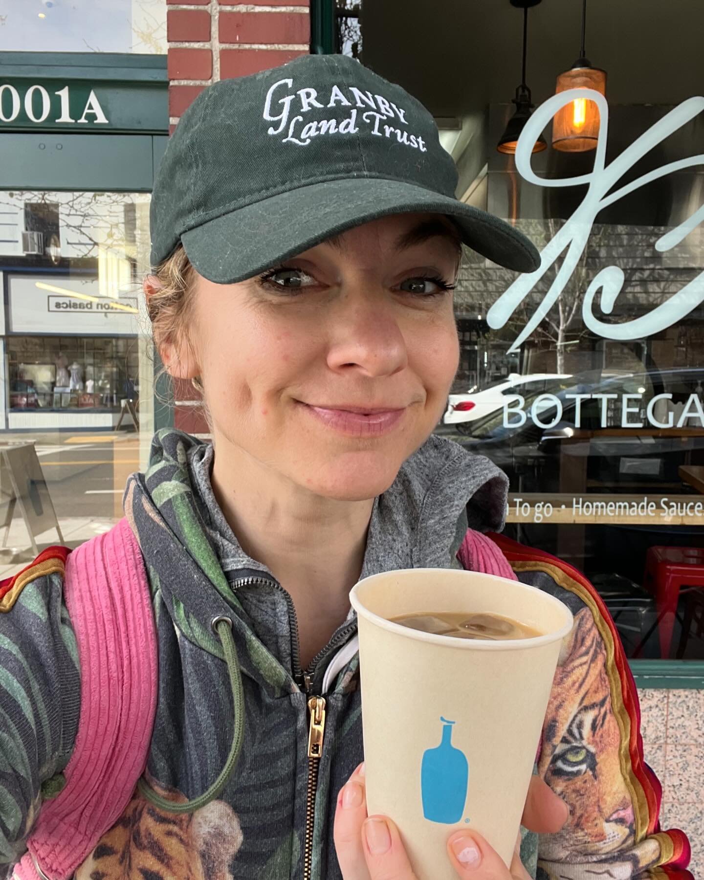 53 hours in the East Bay w/my Aunt. GO! Let&rsquo;s get priorities straight- coffee &amp; food.
Boppin around Oakland and some OG hipster coffee #bluebottle
Started with spring rolls one day, Lunch at Vallarta the next. CT has Mexican restaurants but
