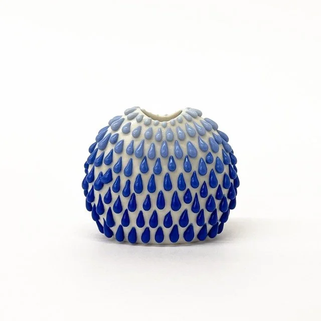 jcaseydoyle05 blue gradient bud vase Medium.jpeg