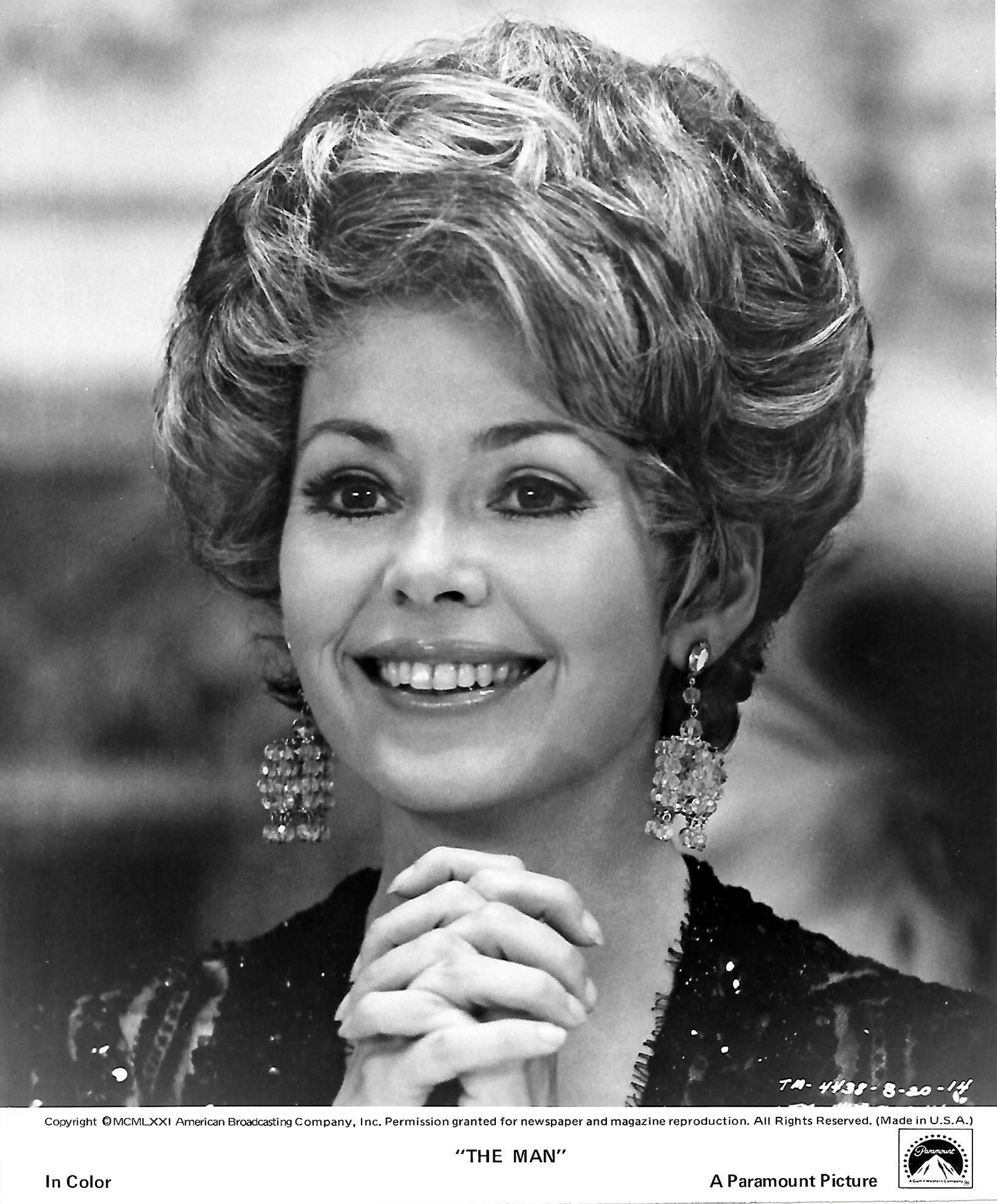  Barbara Rush, as “Kay Eaton”, the hostess 