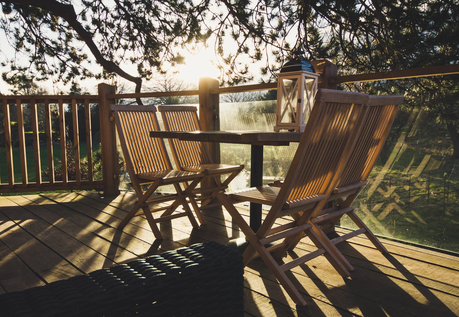 Treehouse+Outside+Table.jpg