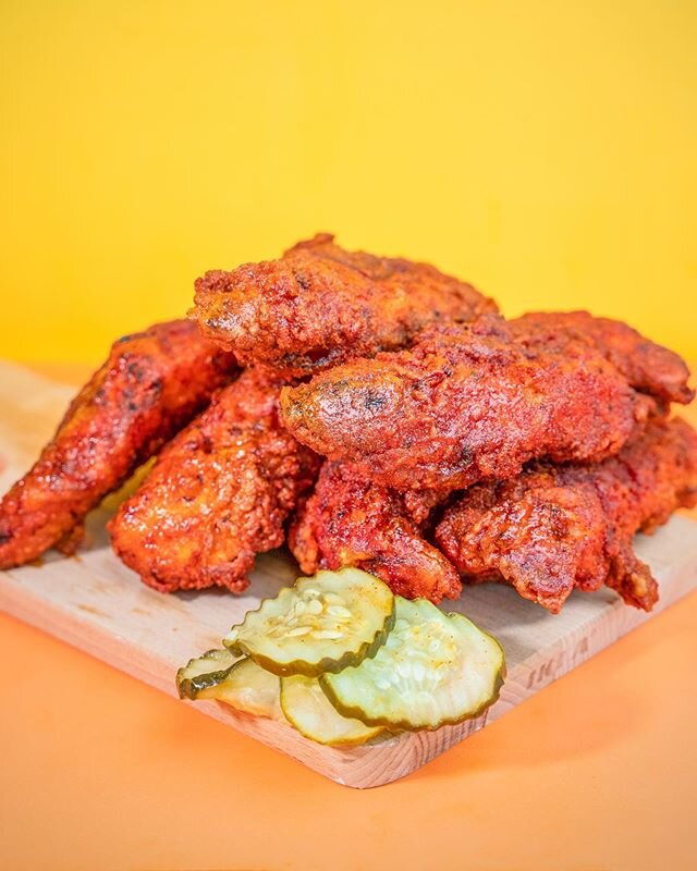 Hot Chick - Sweet Chick - Main Chick 
Mouthwatering Juicy Chicken with the perfect amount of crunch with every bite you take. Just a little bit of pickles to get that tangy taste in your mouth makes it the perfect combination..... but wait you can&rs