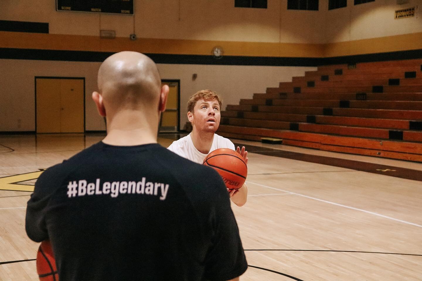 Be Legendary... #throwback to the early mornings and late nights just trying to get better...
-
-
-
@coach_julianp 
@treycasaus 
@jameshealy2407 
-
-
-
#legendary #steadfast #performance #training #basketball #hooper #handles 
#fundamentals #courttim
