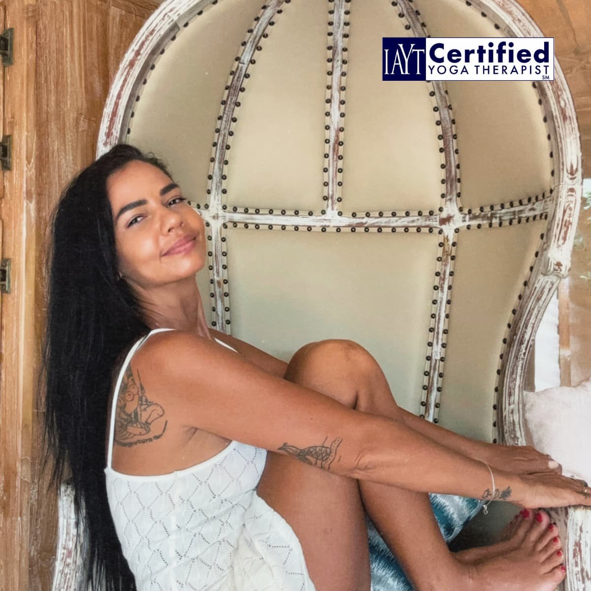 Joss Frank IAYT certified yoga therapist offering private online yoga therapy sessions for women