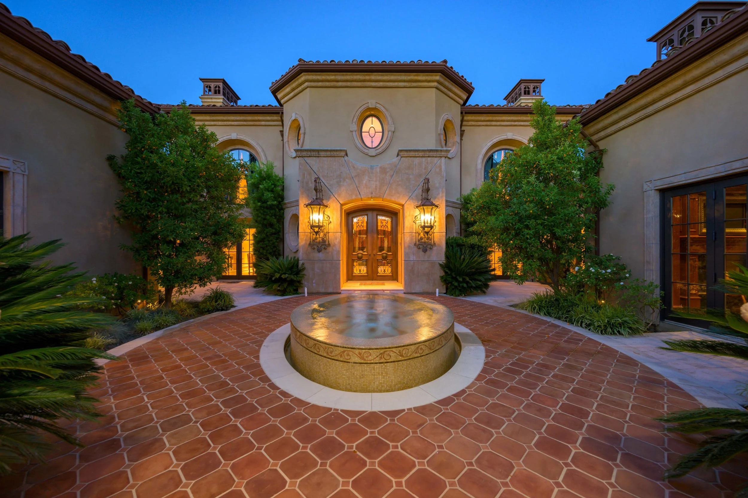 9220 Royal Crest Court - Twilights 7.jpg