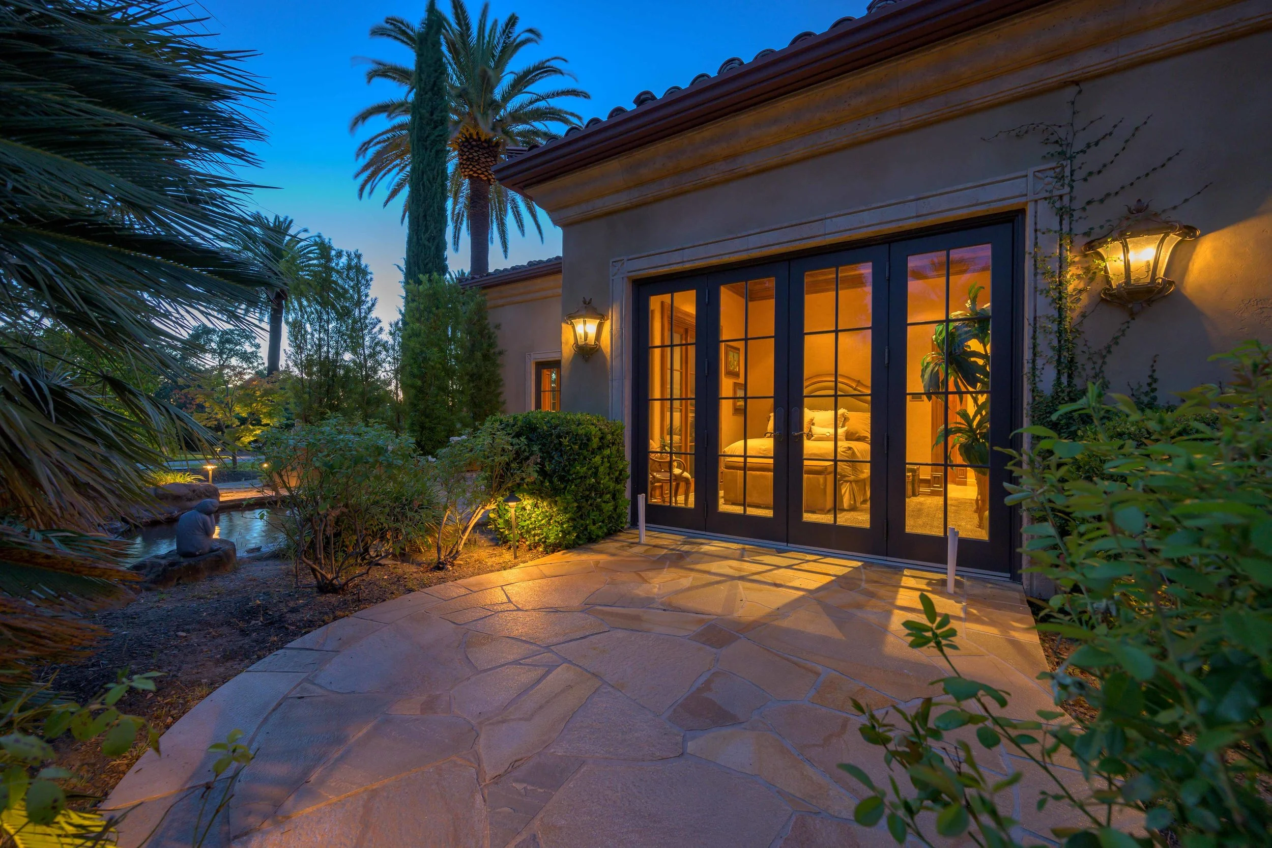 9220 Royal Crest Court - Twilights 11.jpg