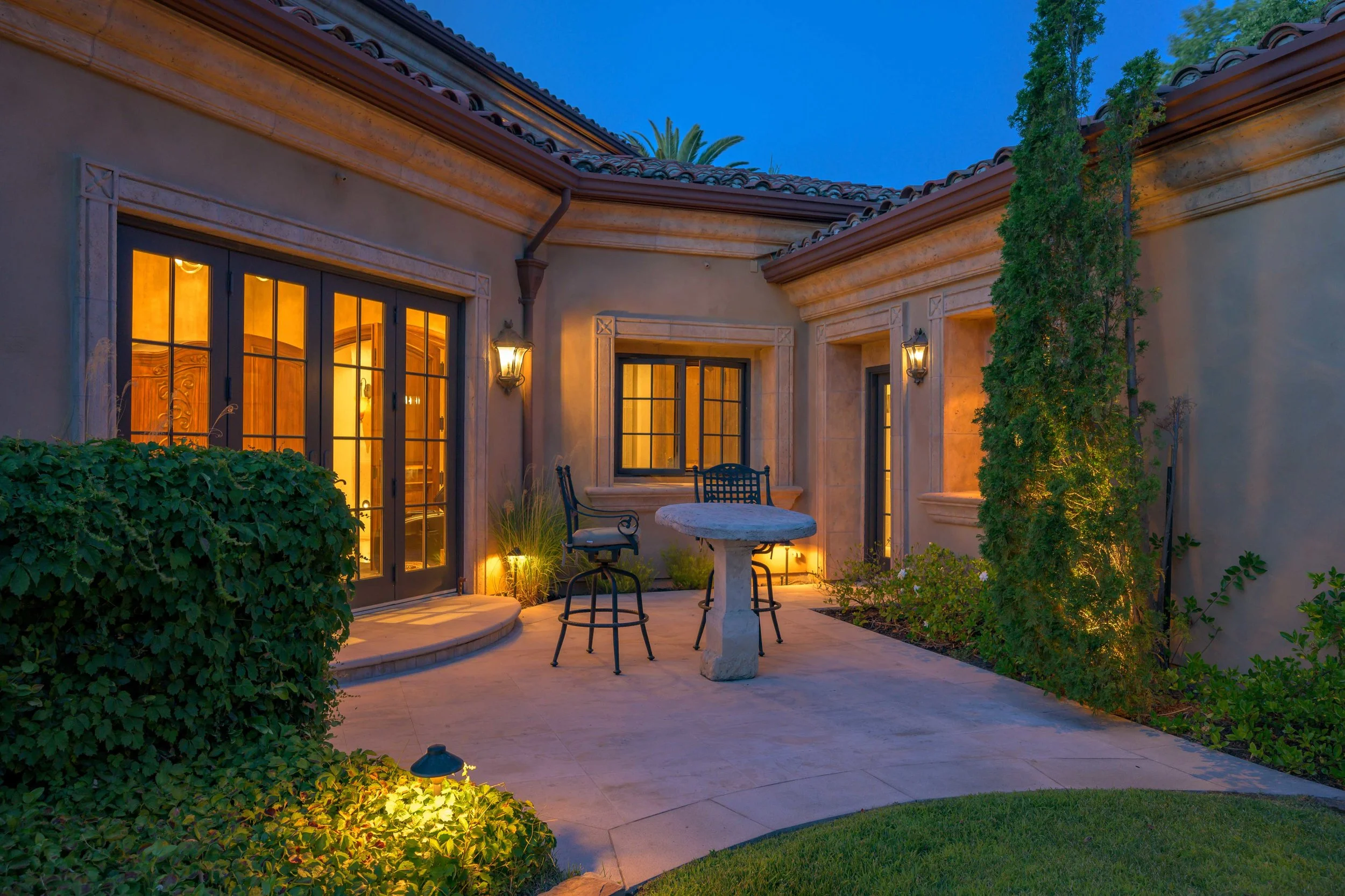 9220 Royal Crest Court - Twilights 12.jpg