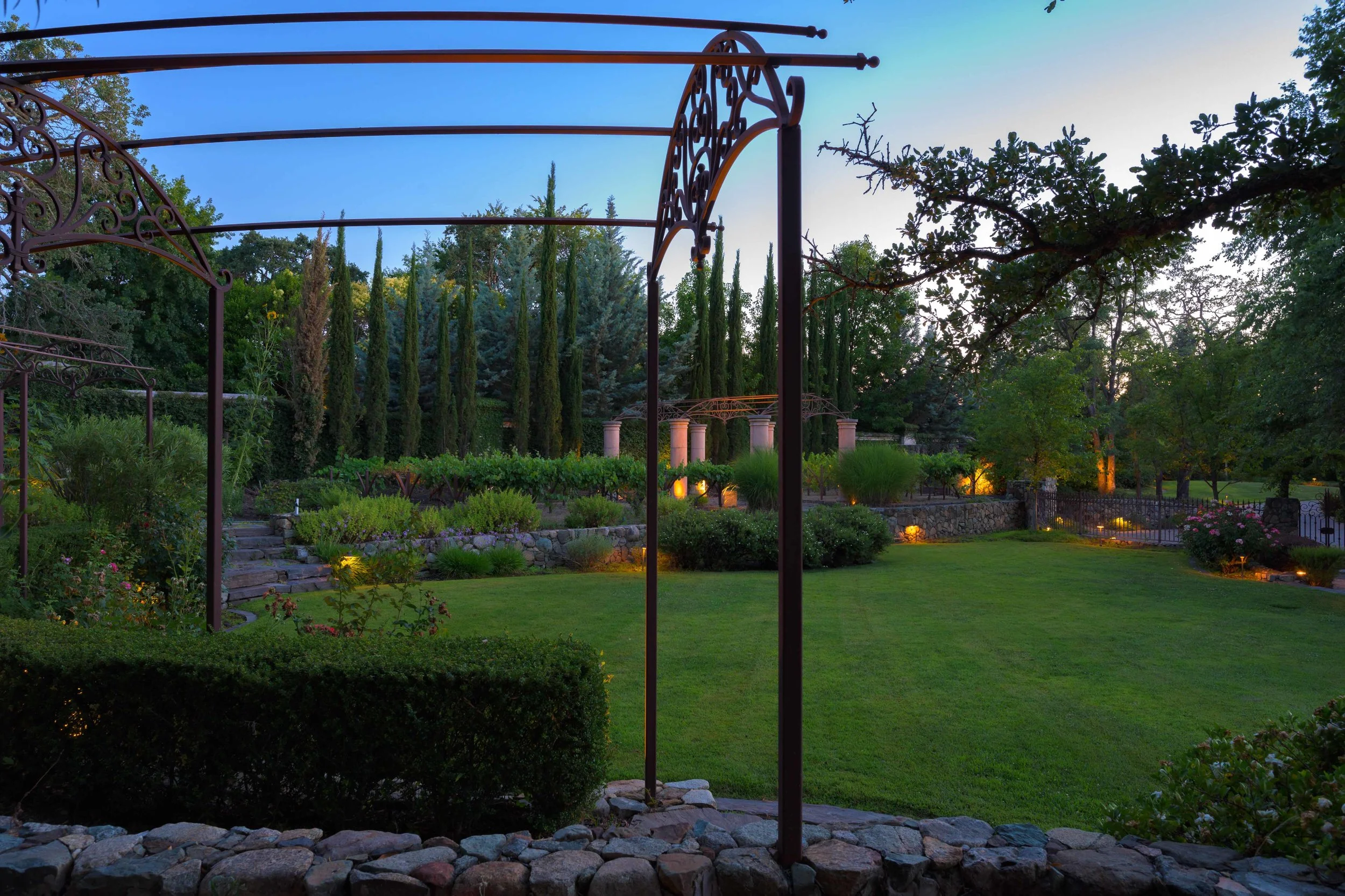 9220 Royal Crest Court - Twilights 24.jpg