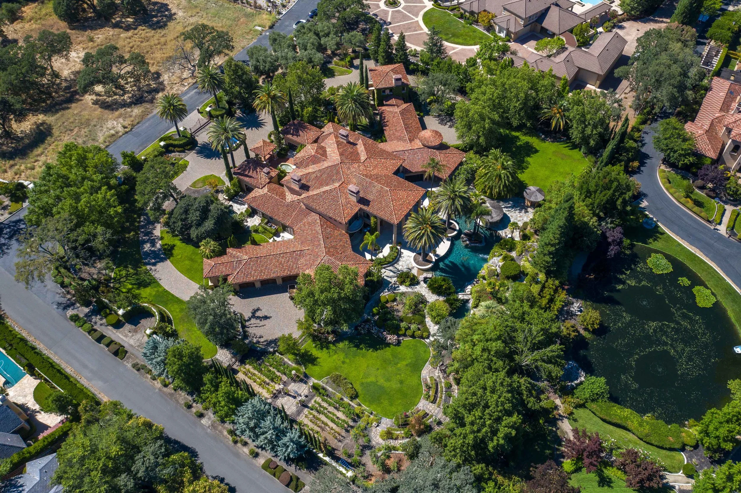 9220 Royal Crest Court _5.jpg