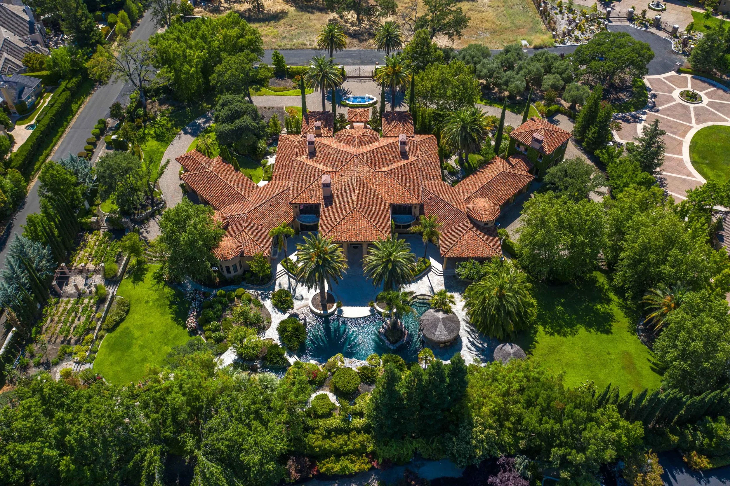 9220 Royal Crest Court _8.jpg