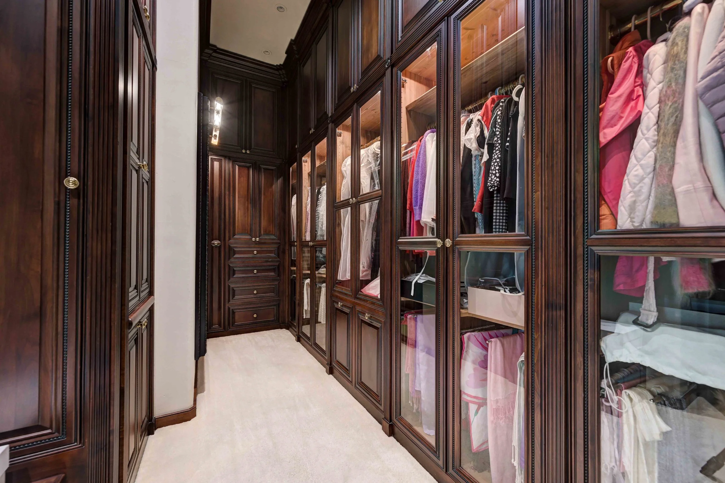 9220 Royal Crest Court 105.jpg
