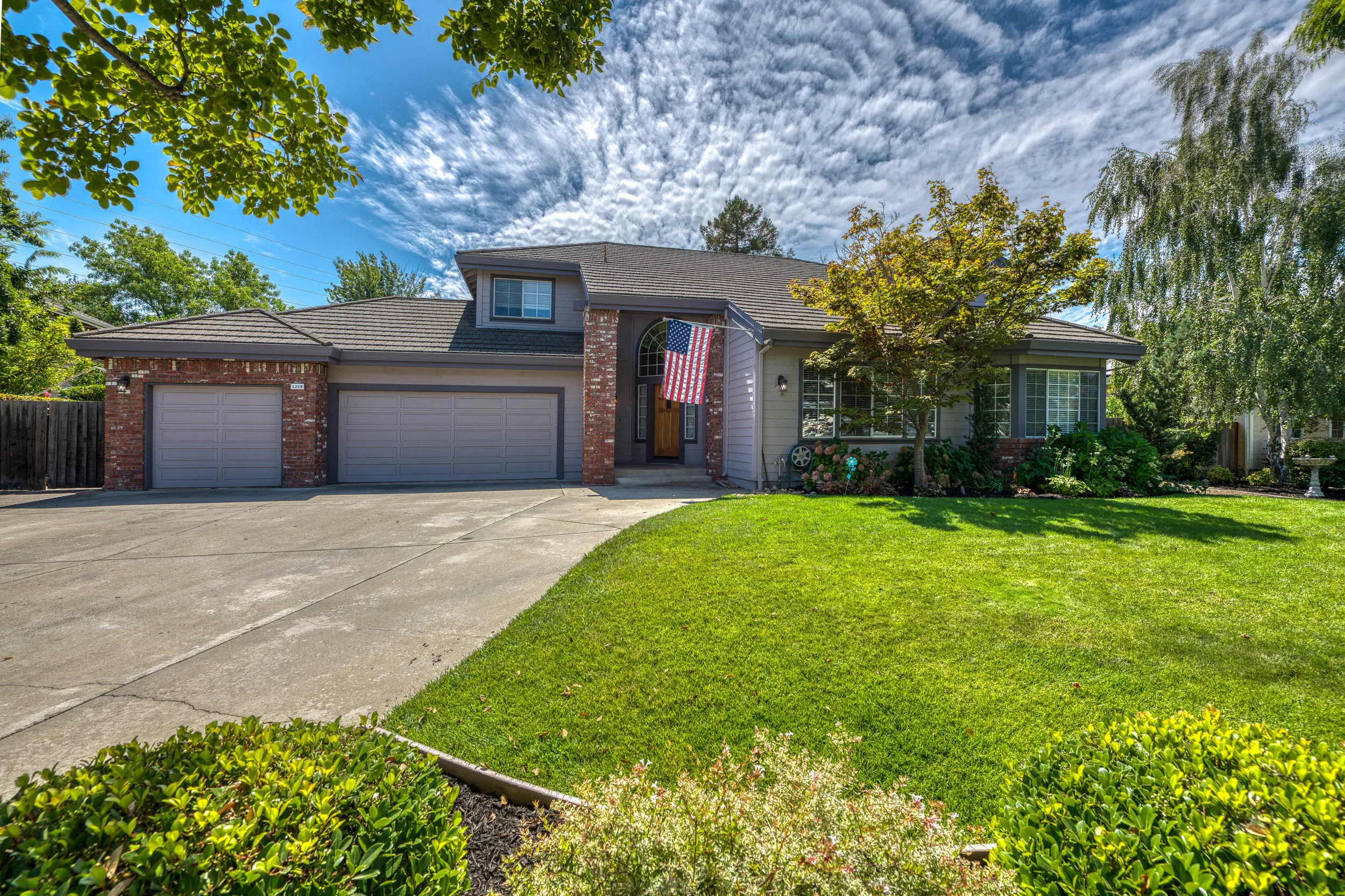 1259 Quiet Cir 3.jpg