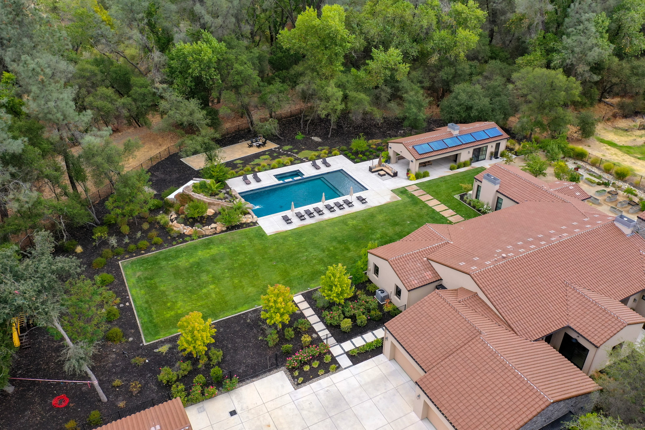 6205 Rutherford Canyon Road - 12.jpg