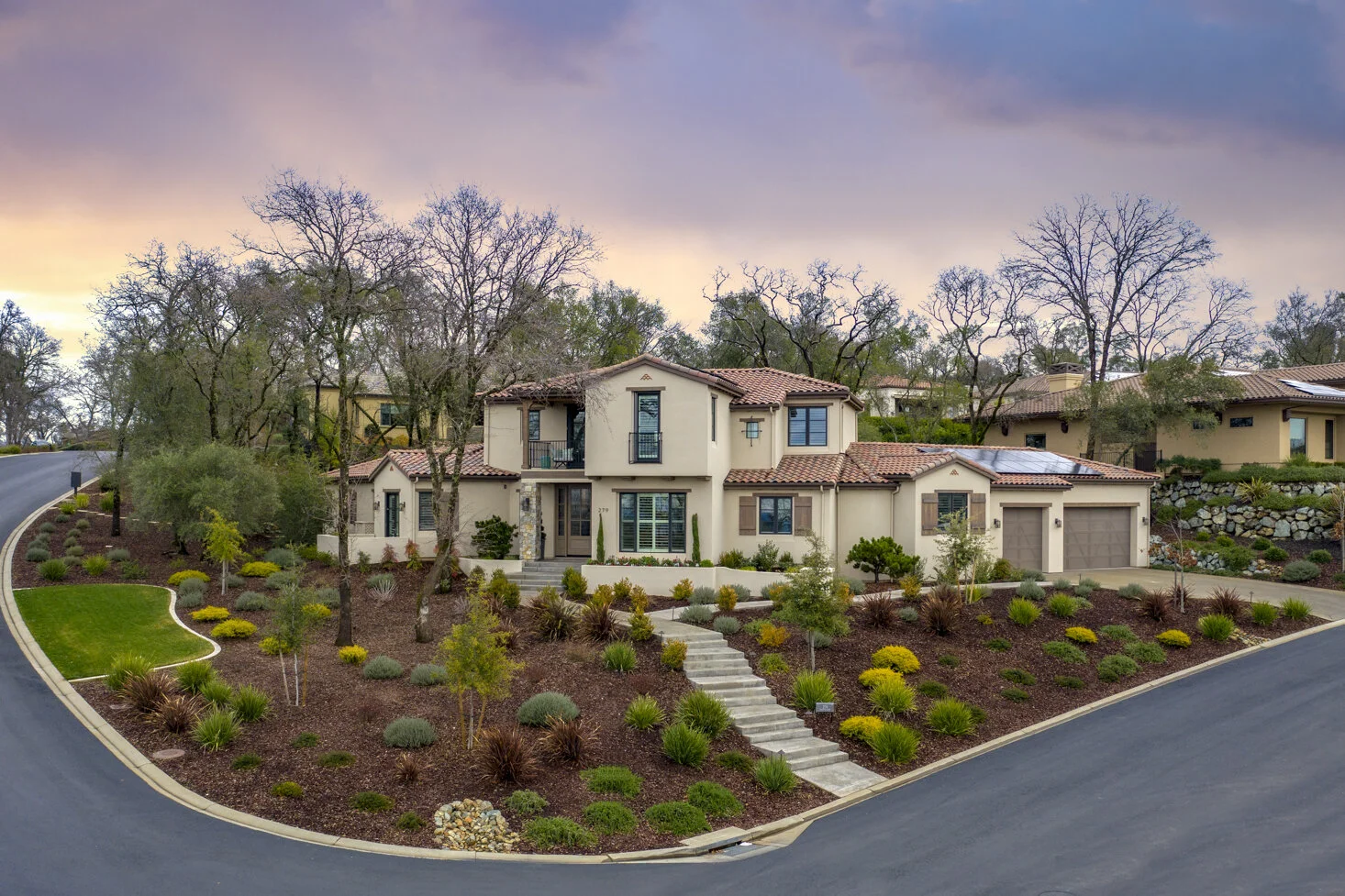 279 Bronzino Ct - 1.jpg