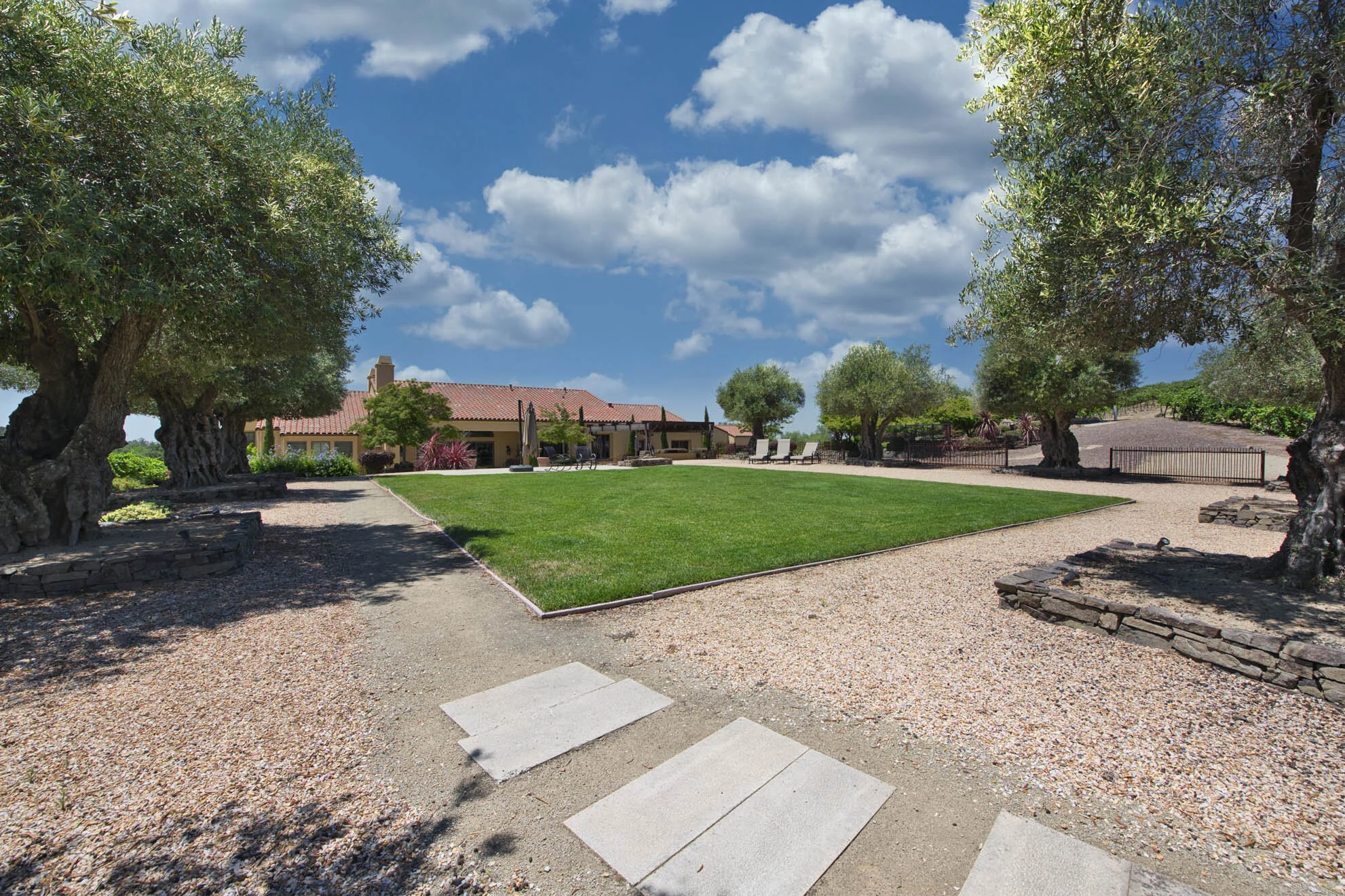 506 Blackhawk Court 25.jpg