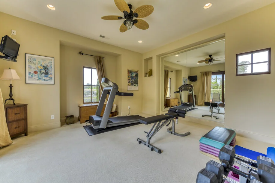 506 Blackhawk Drive - 40.jpg