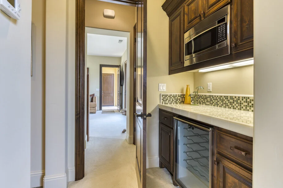 506 Blackhawk Drive - 41.jpg