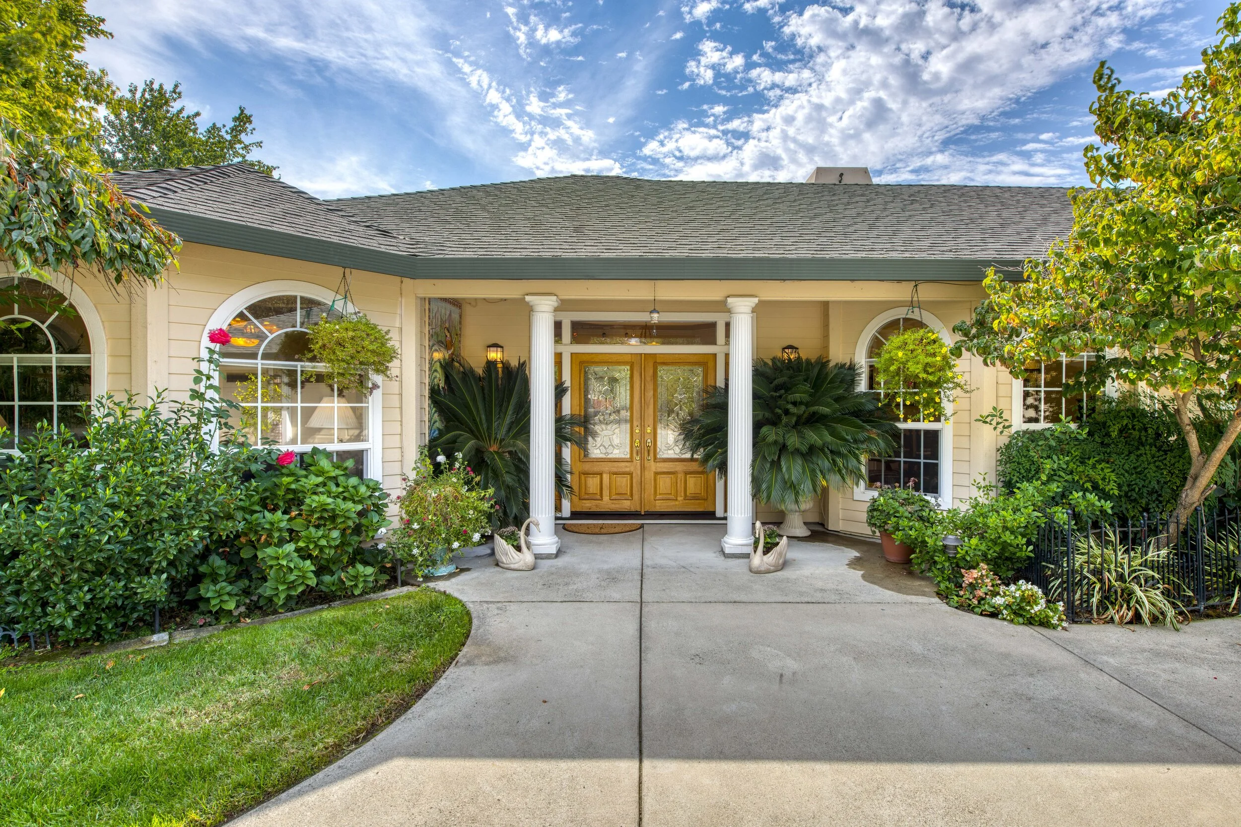 5810 Macargo Street _9.jpg