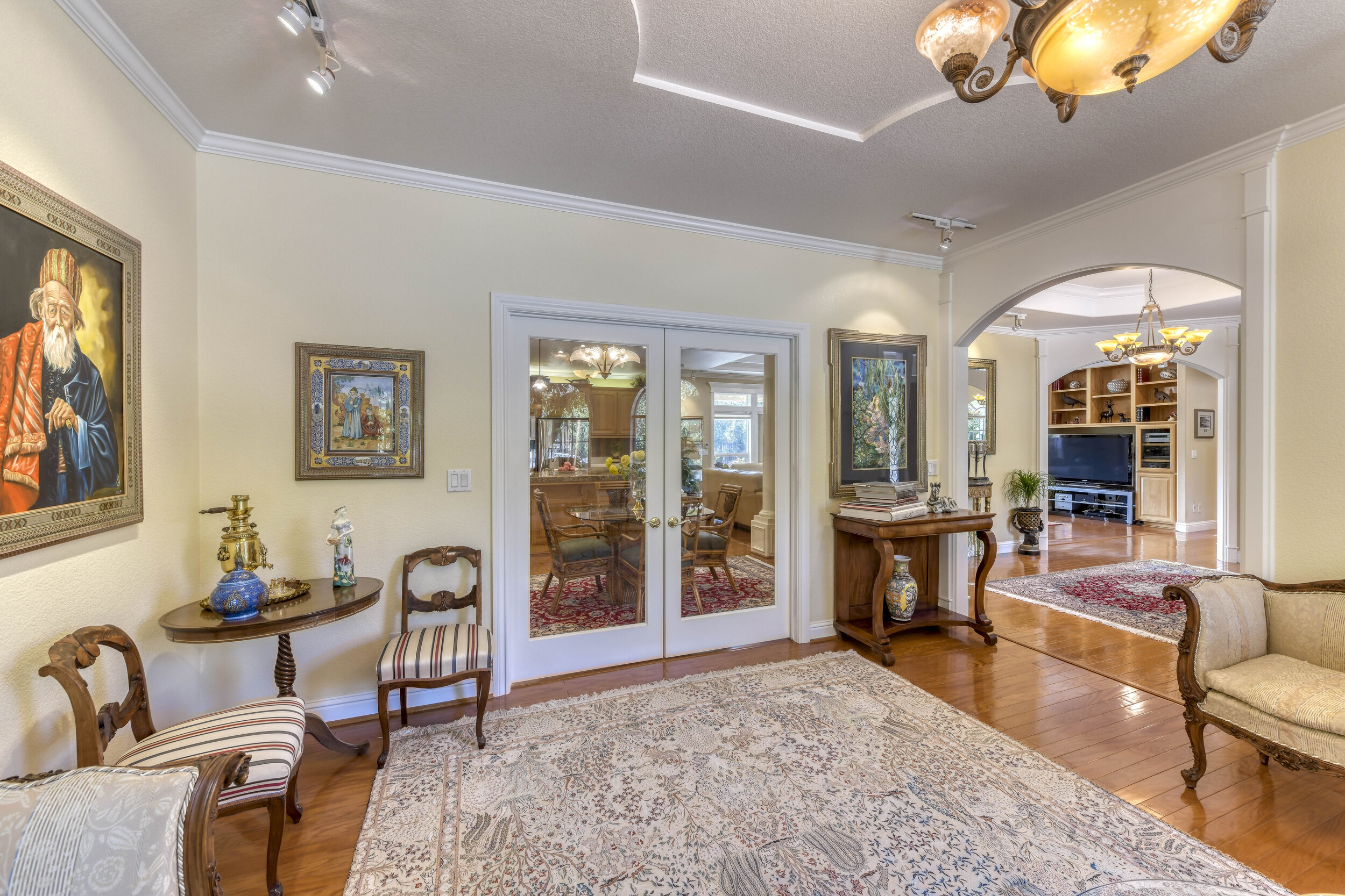 5810 Macargo Street _38.jpg