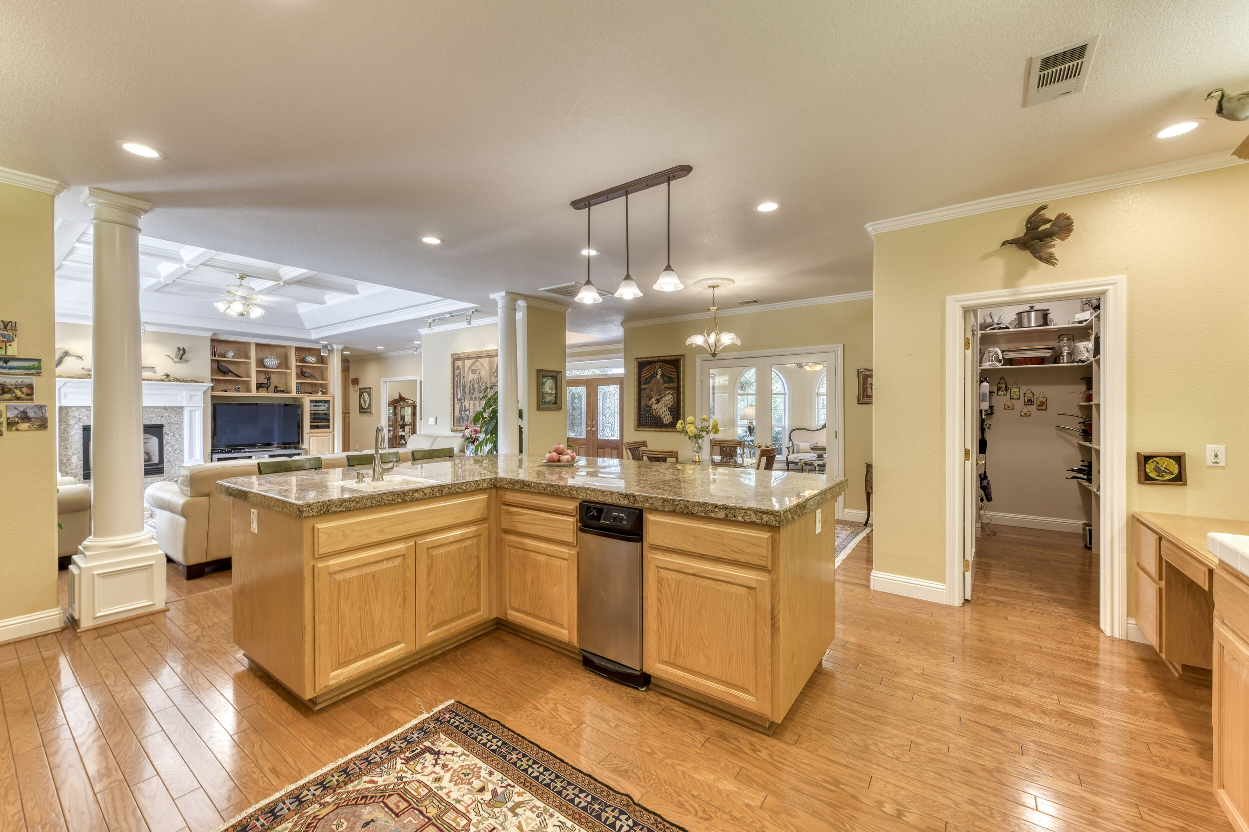 5810 Macargo Street _49.jpg