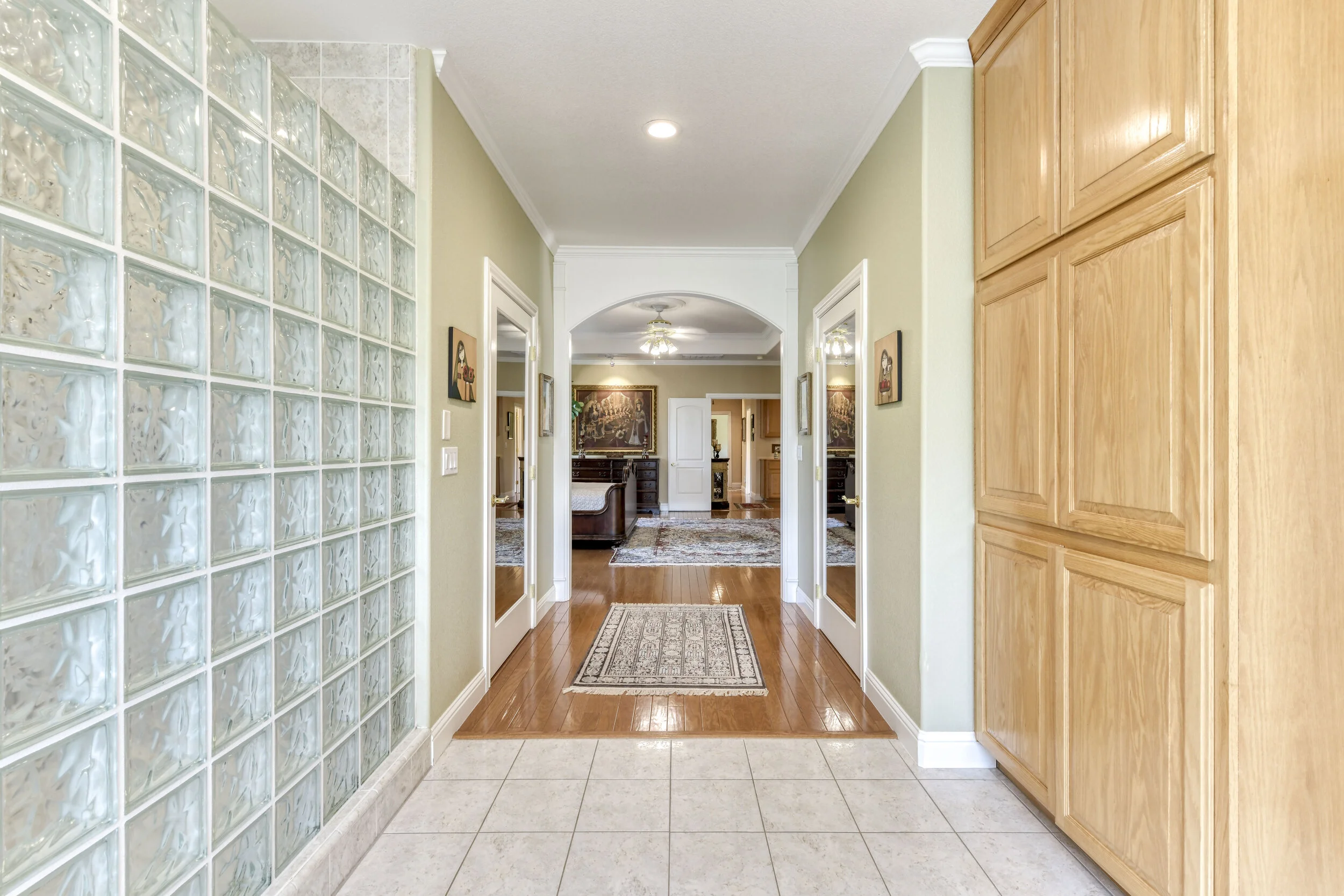 5810 Macargo Street _60.jpg