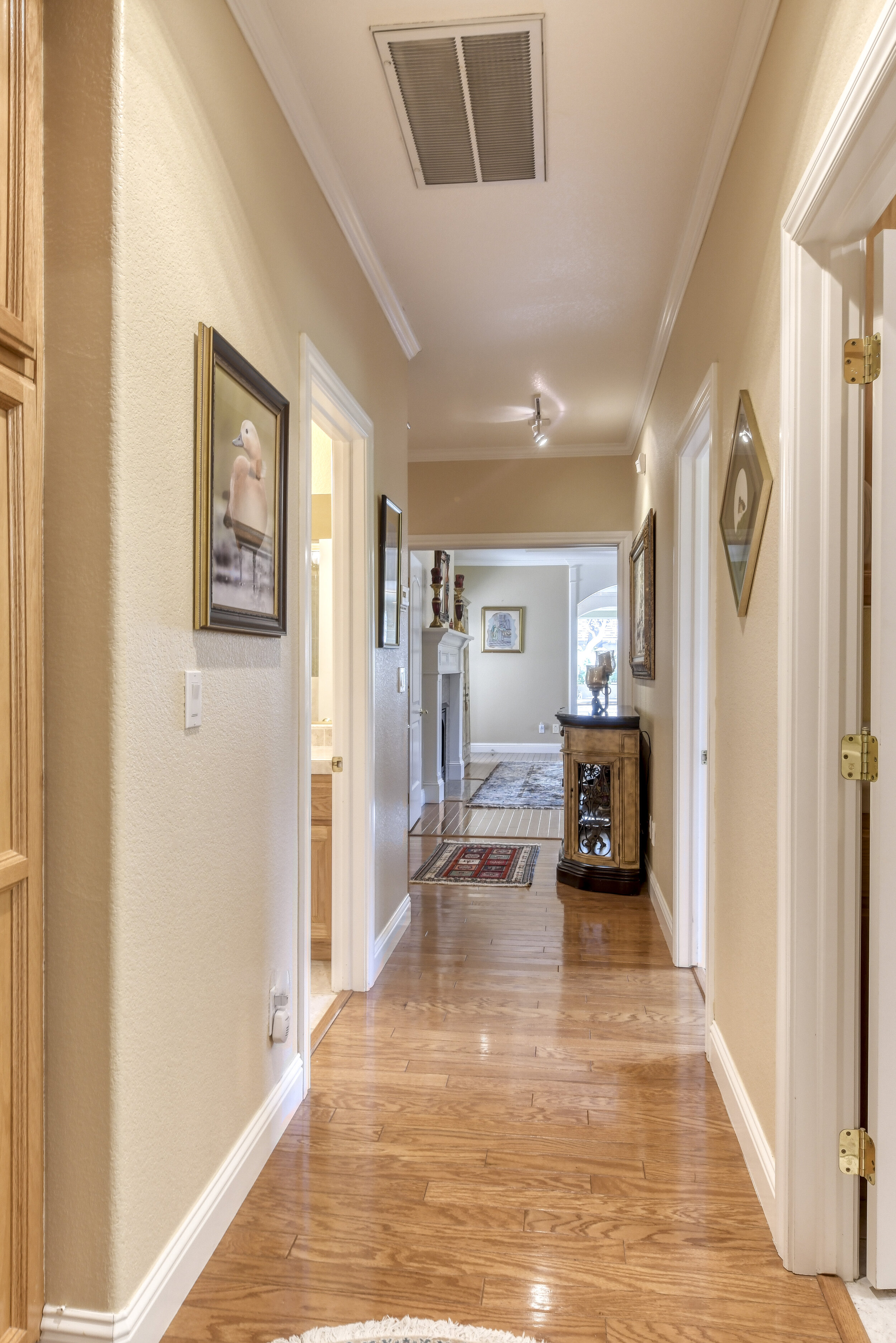 5810 Macargo Street _65.jpg