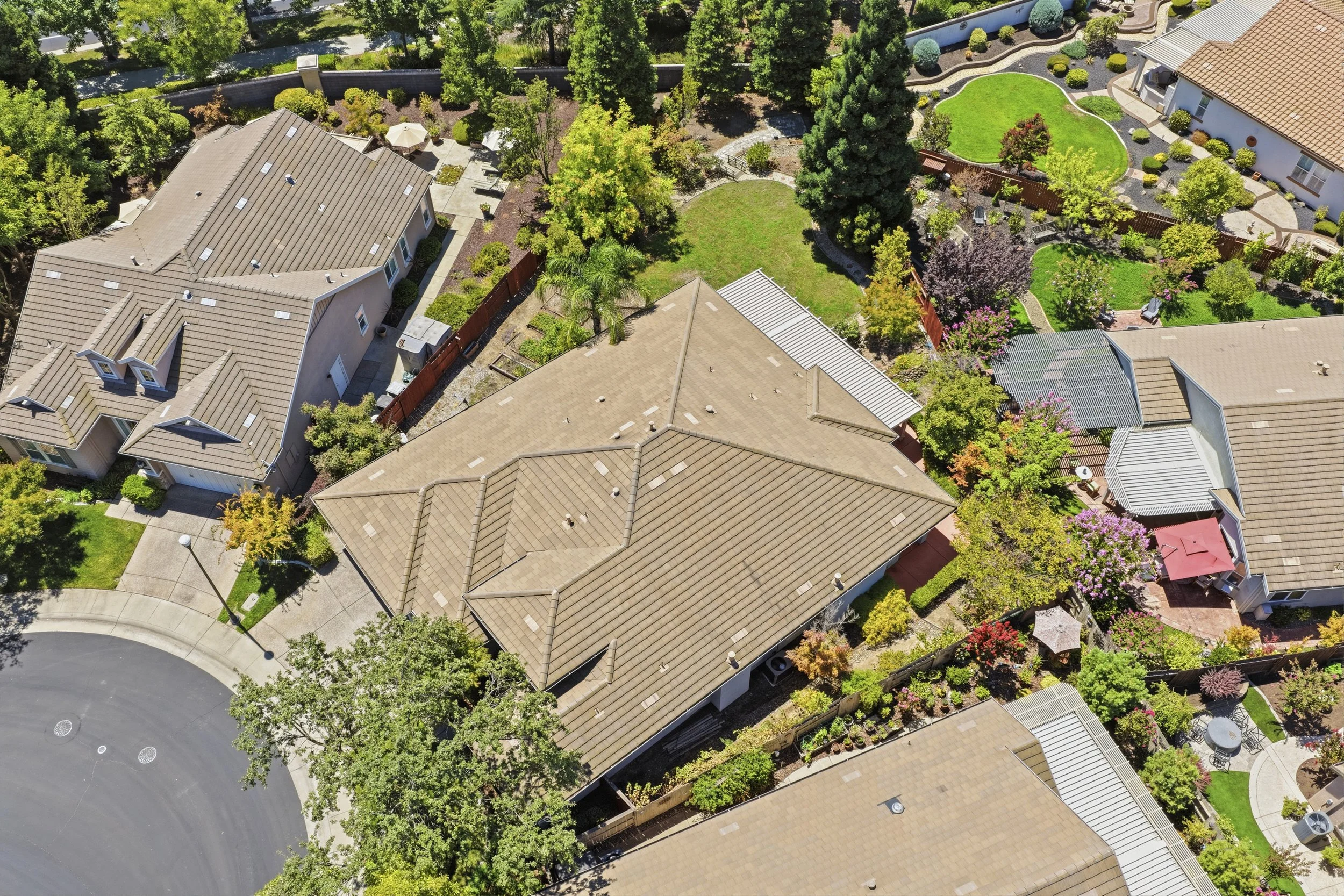 2048 Benton Loop 4.jpg