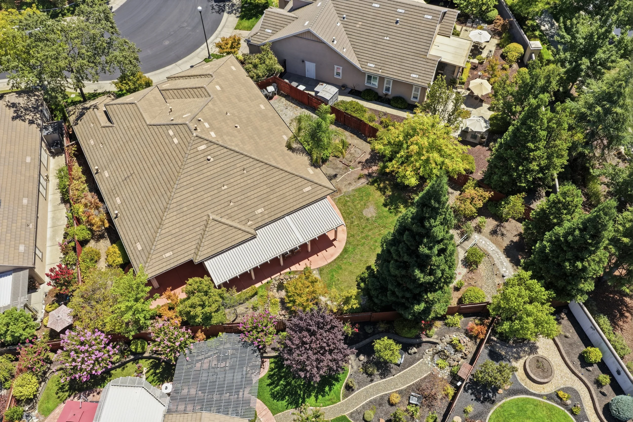 2048 Benton Loop 5.jpg