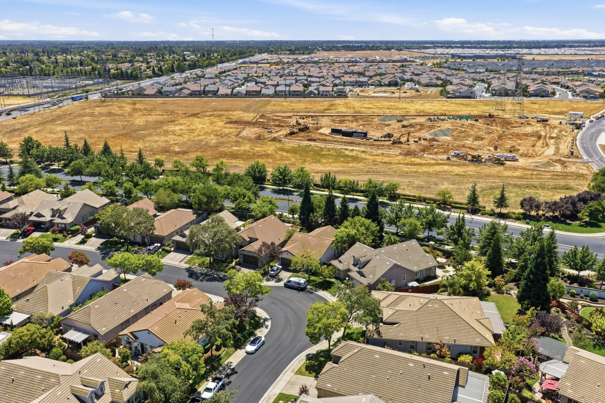 2048 Benton Loop 9.jpg