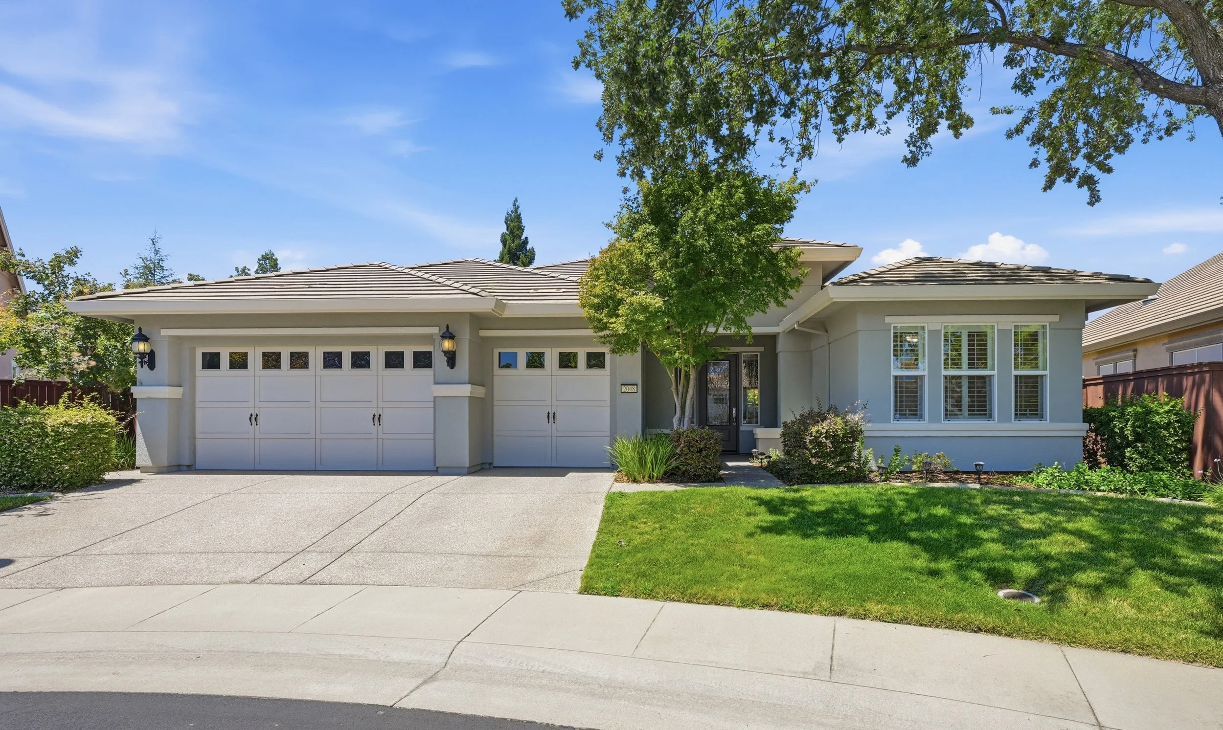 2048 Benton Loop 12.jpg