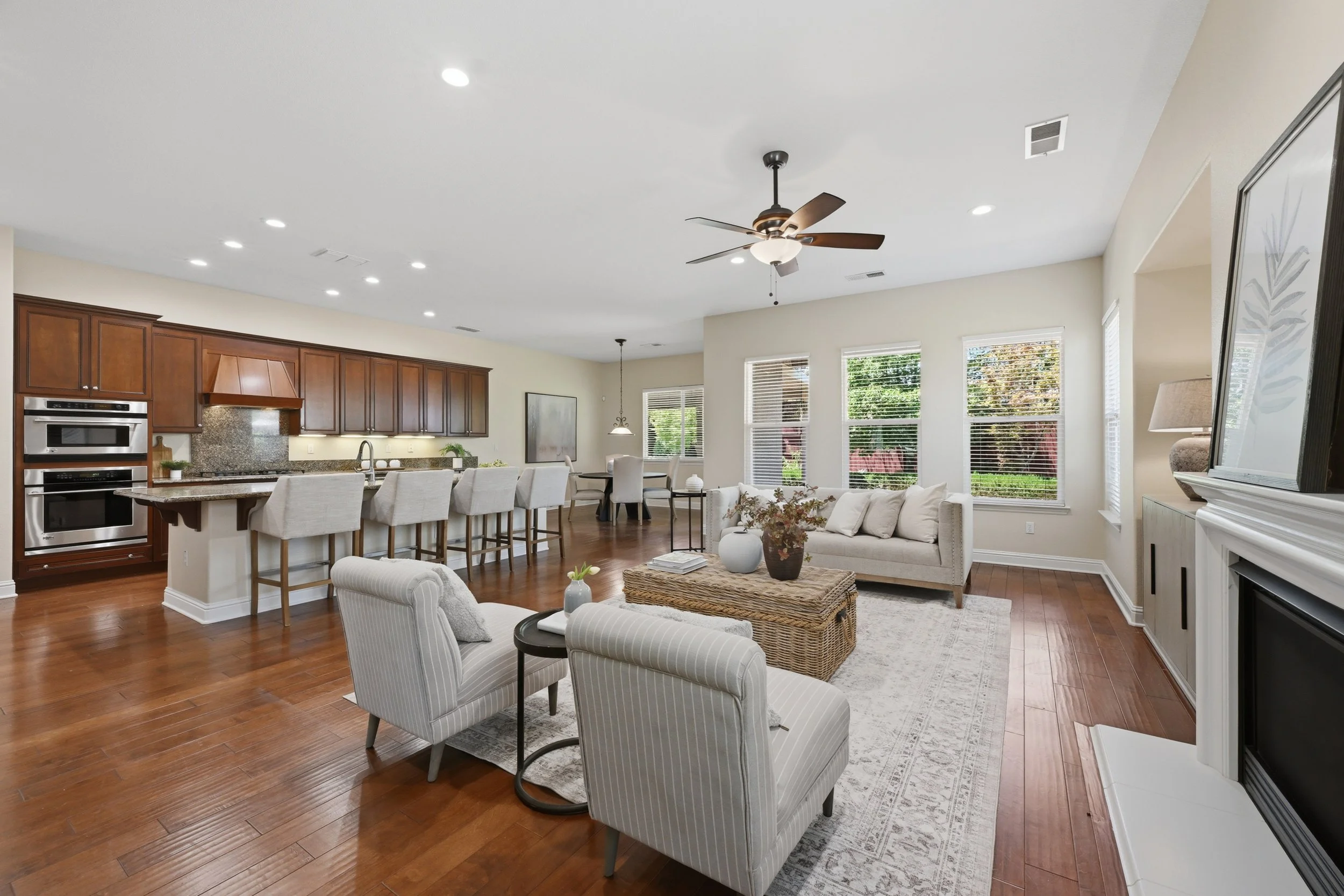 2048 Benton Loop 20.jpg