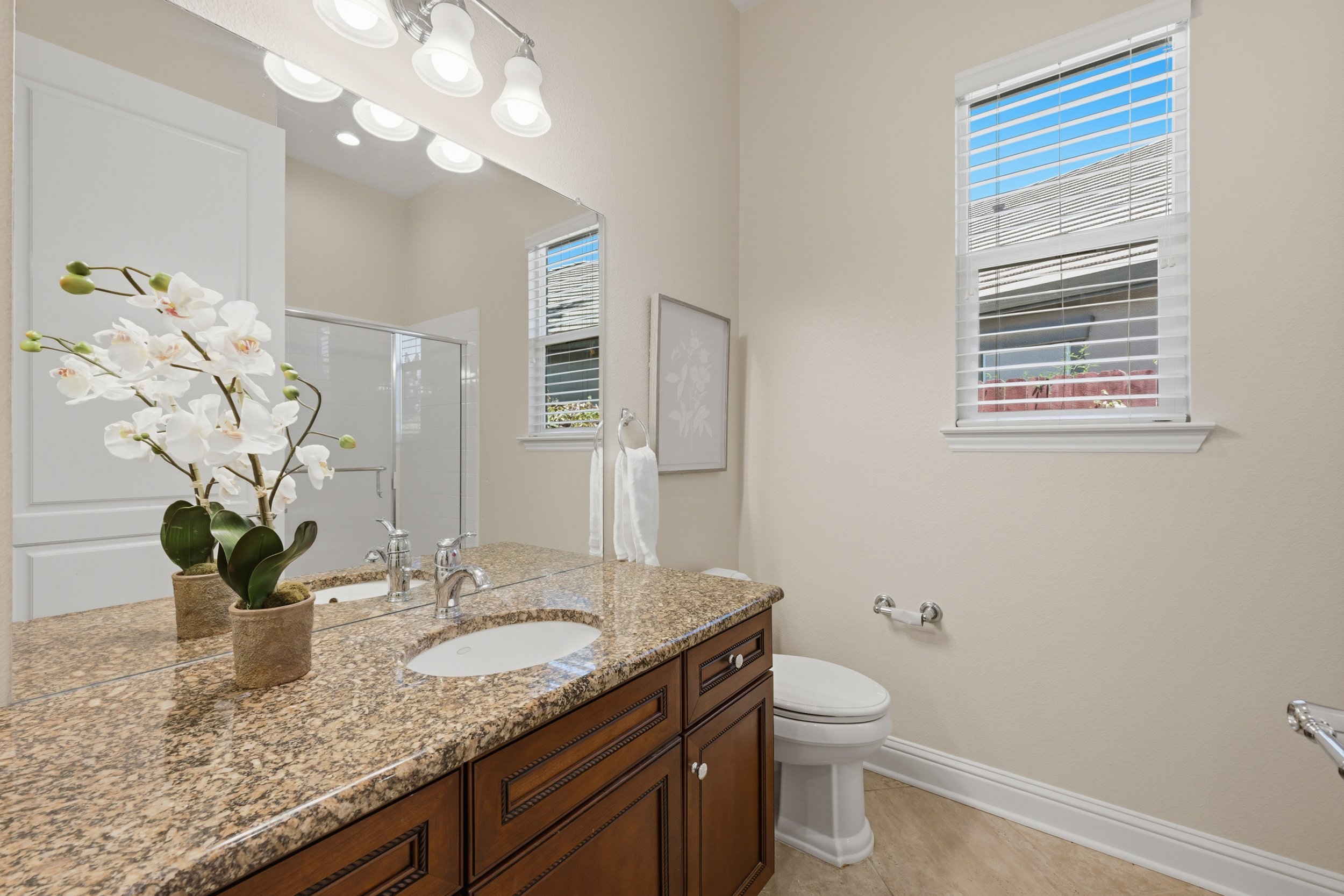 2048 Benton Loop 29.jpg