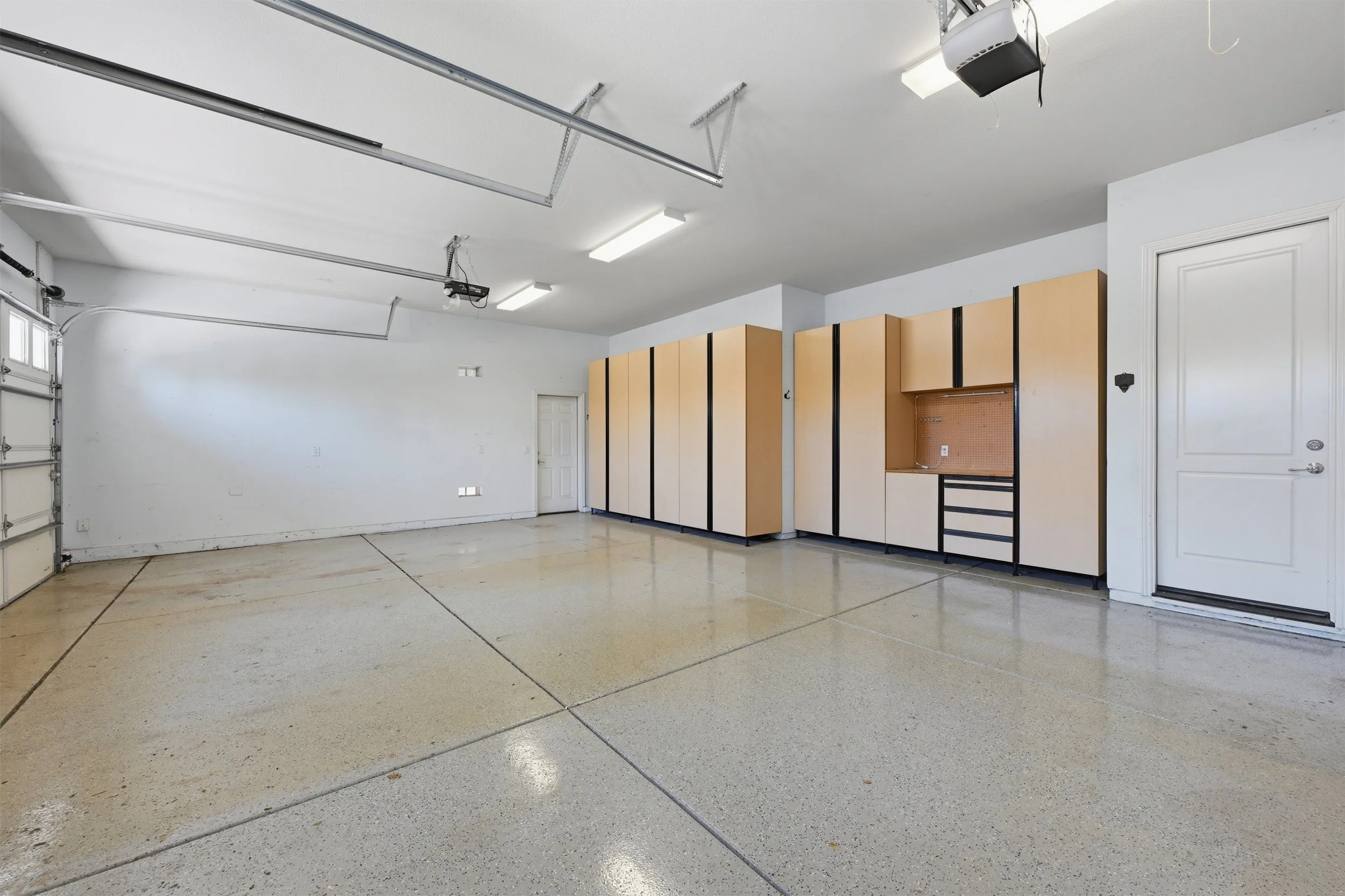 2048 Benton Loop 45.jpg