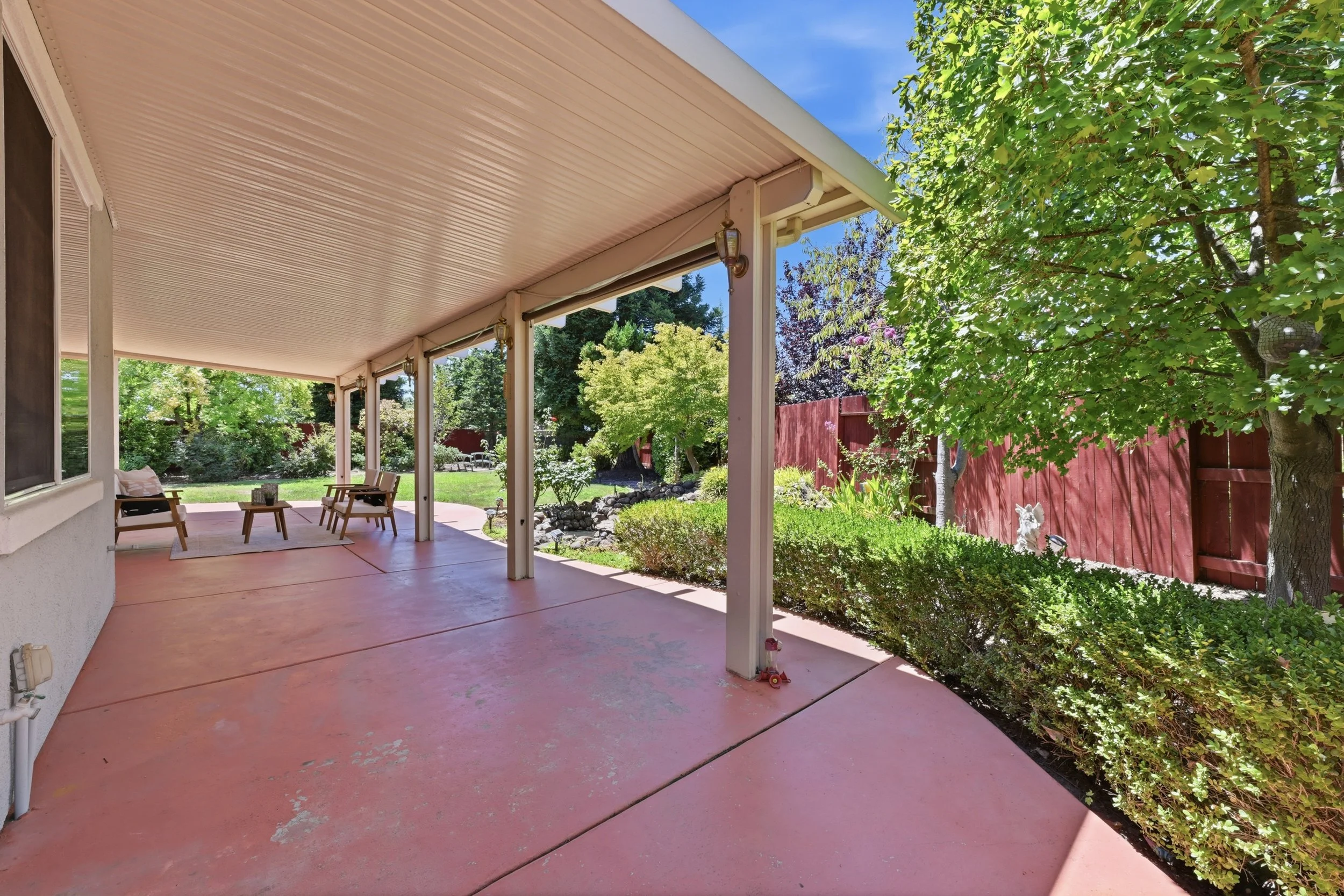 2048 Benton Loop 53.jpg